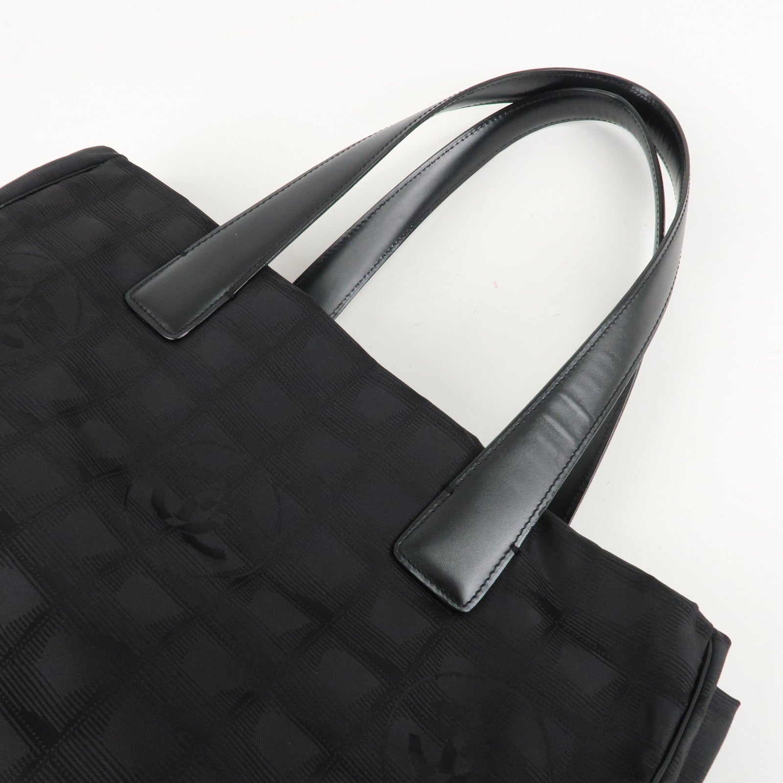 CHANEL New Travel Line Nylon Jacquard Leather Tote Bag Black A15991 Used