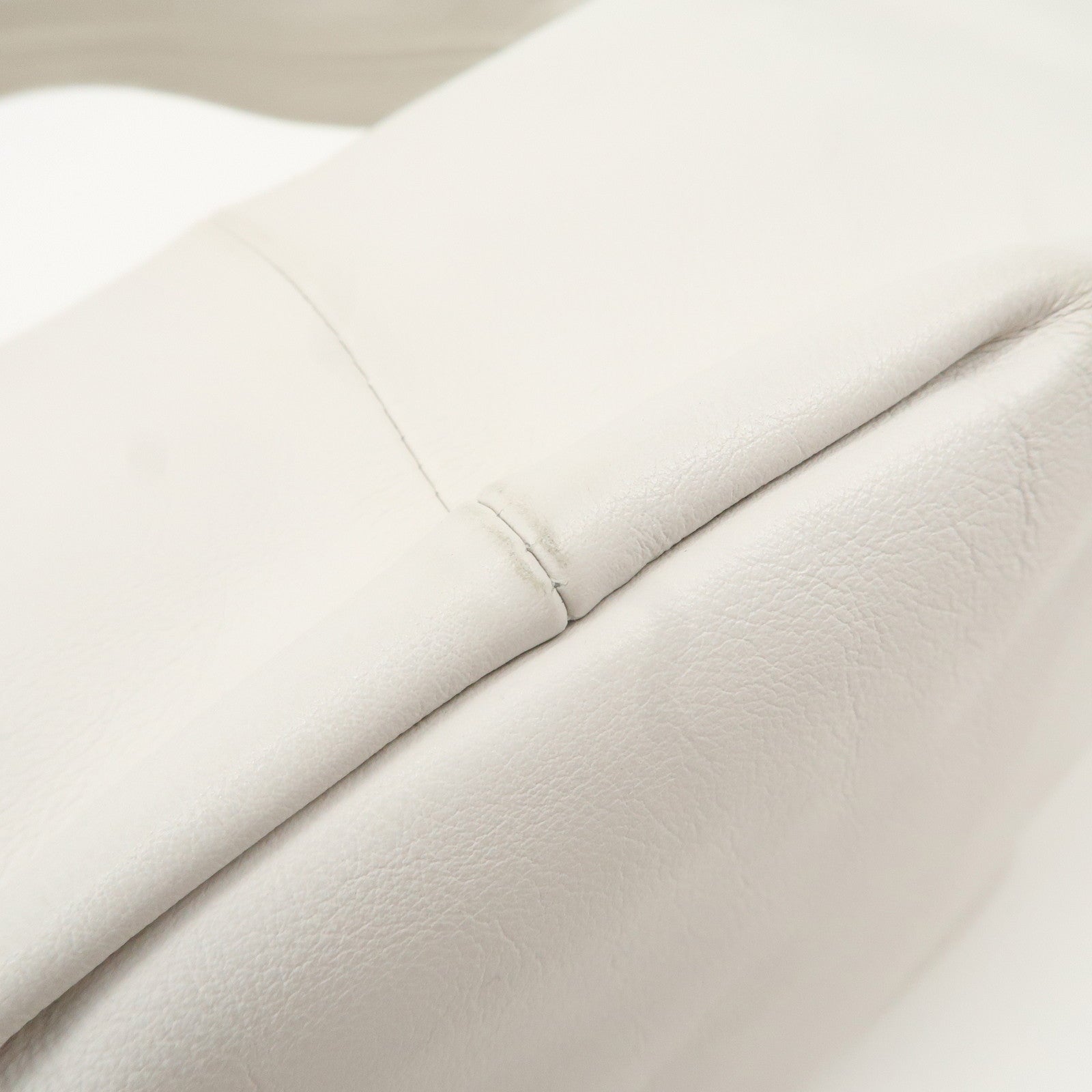 BOTTEGA VENETA Leather Double Knots Hand Bag White 629635 Used