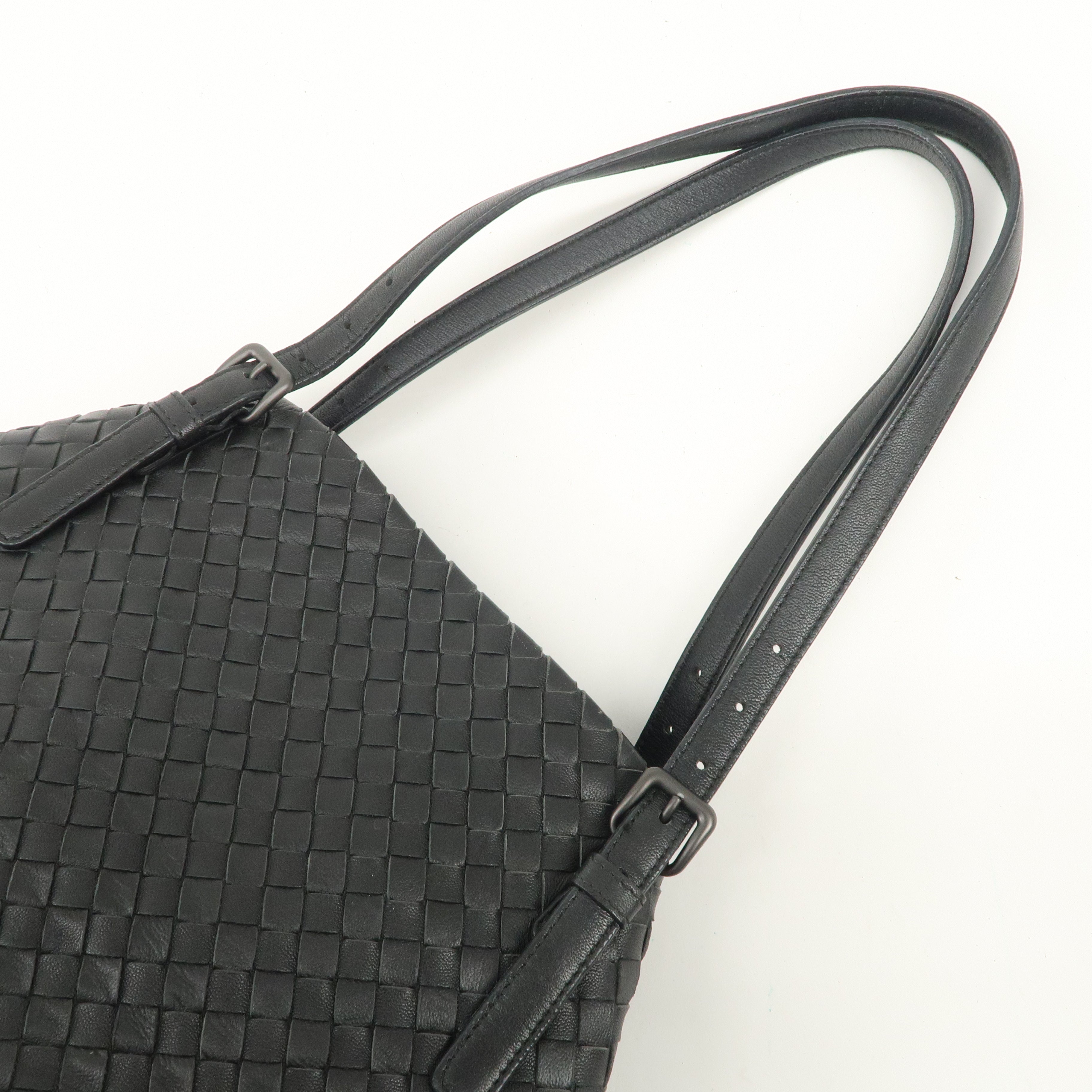 BOTTEGA VENETA Intrecciato Leather Medium Chester Tote Bag 337260 Used