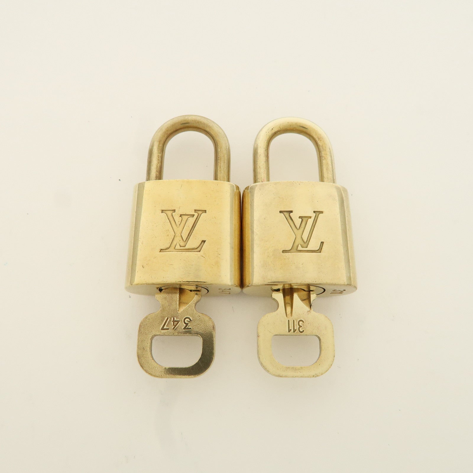 Louis Vuitton Set of 10 Lock & Key Cadena Key Lock Metal Gold Used