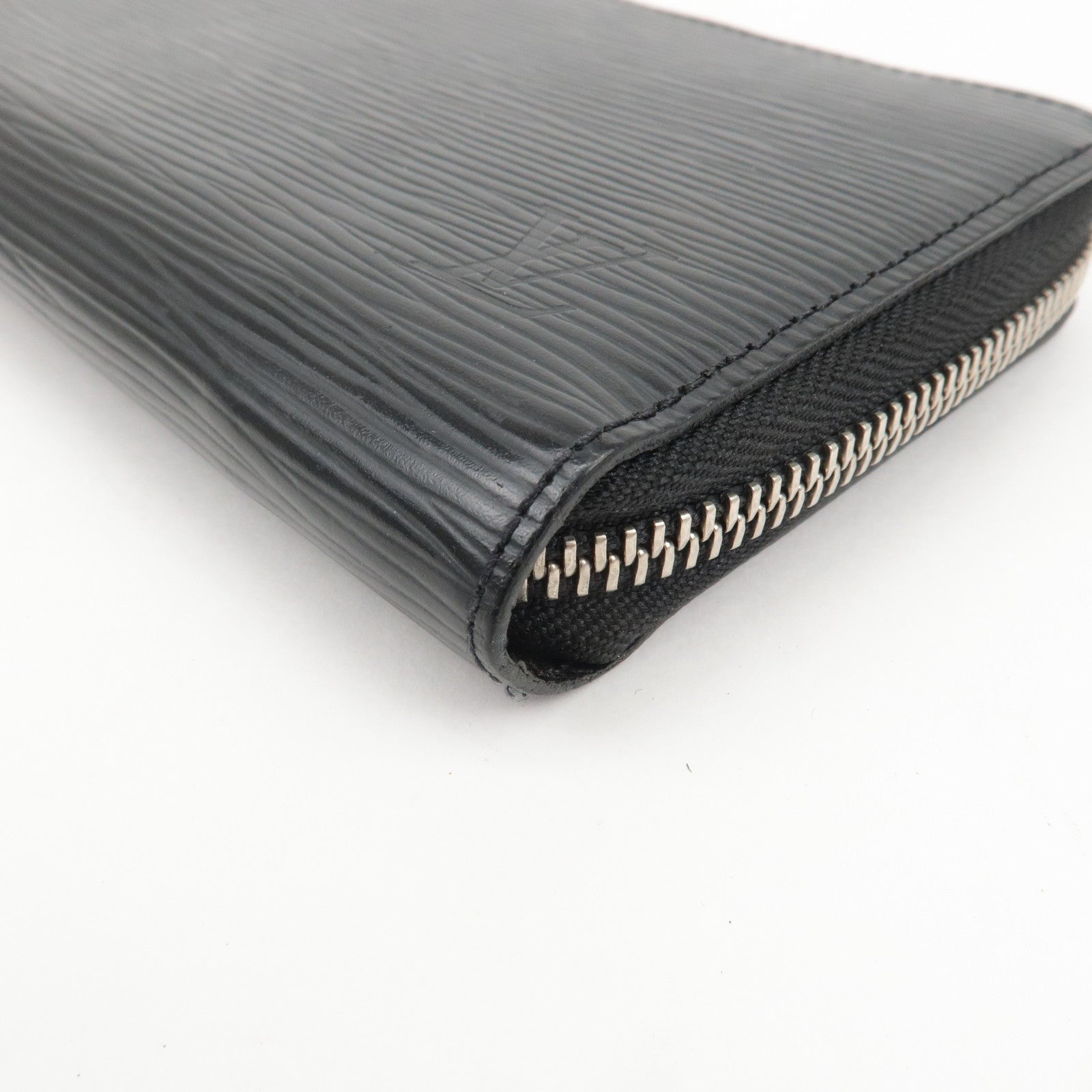 Louis Vuitton Epi Zippy Wallet Zip Around Wallet Noir M61857 Used
