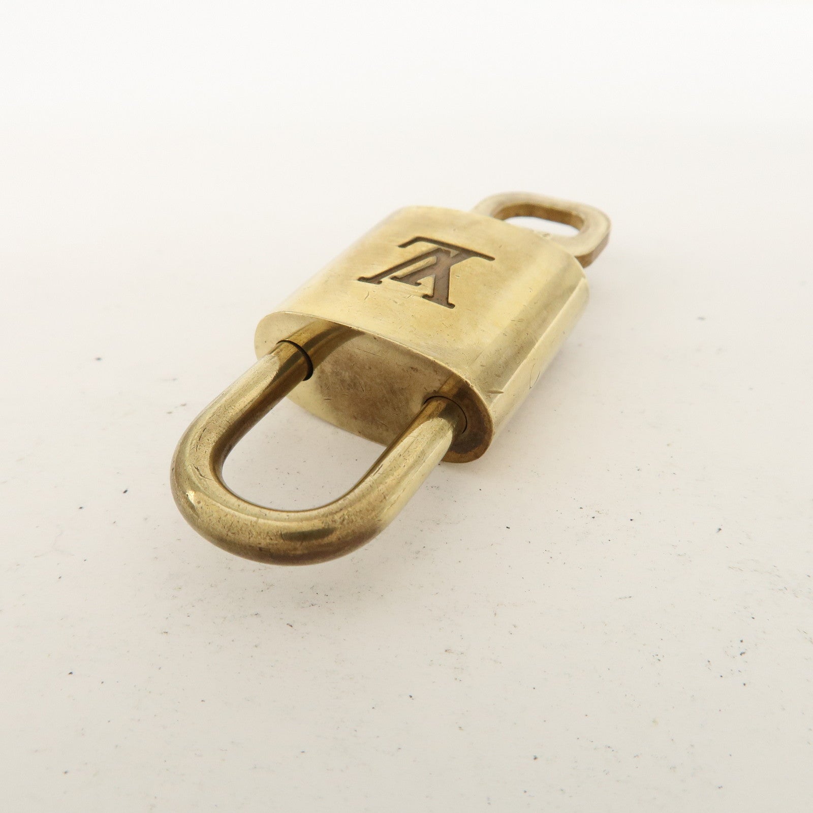 Louis Vuitton Set of 10 Lock & Key Cadena Key Lock Metal Gold Used