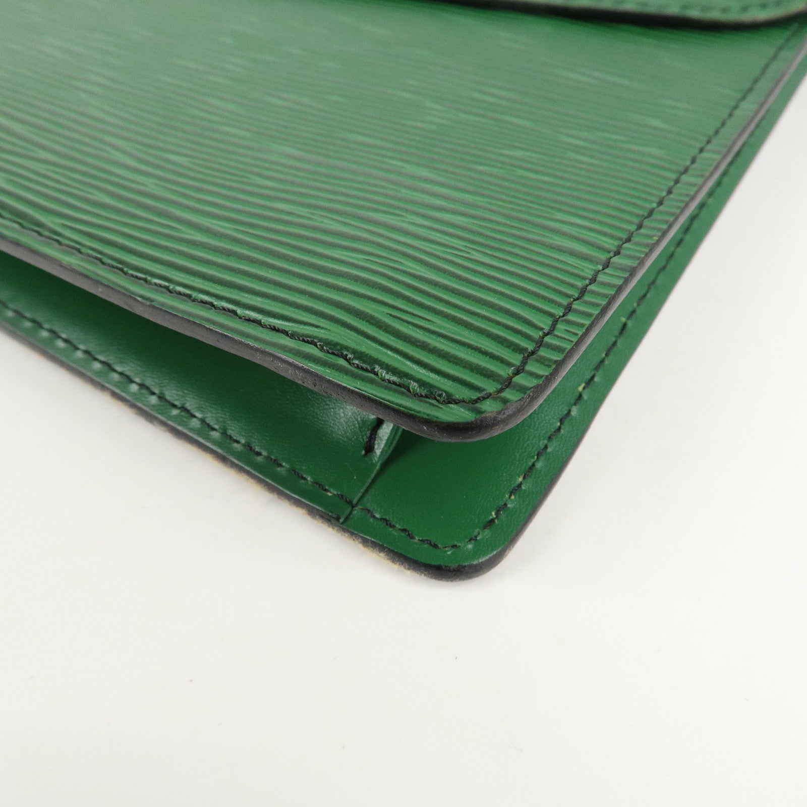 Louis Vuitton Epi Montaigne 27 Clutch Bag Borneo Green M52654 Used