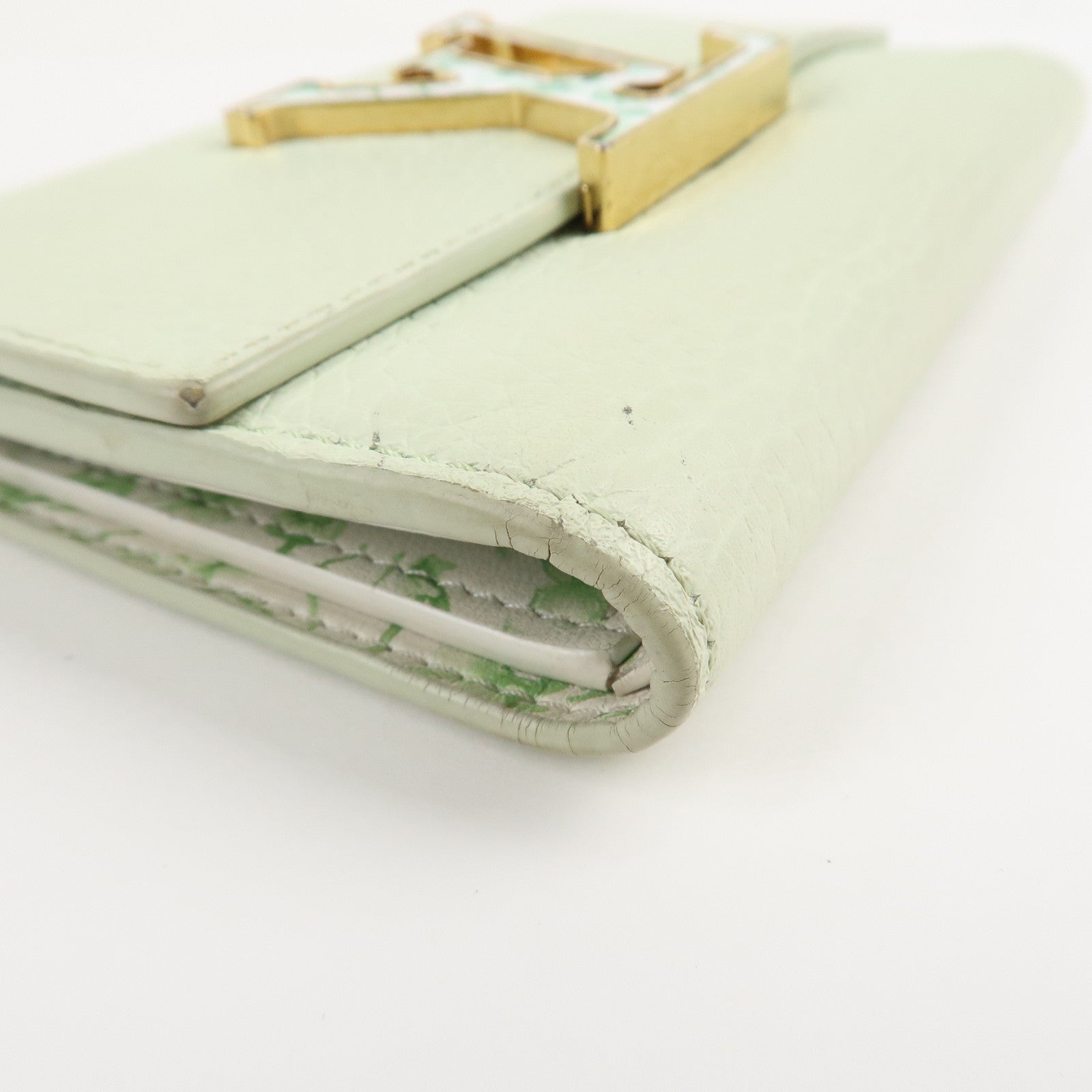 Louis Vuitton Lock Me Portefeuille Capucines Compact Wallet M82009 Used