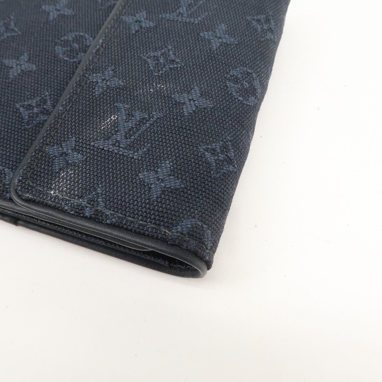 Louis Vuitton Monogram Mini Lin Porte Billet Carte Credit Monnaie Used