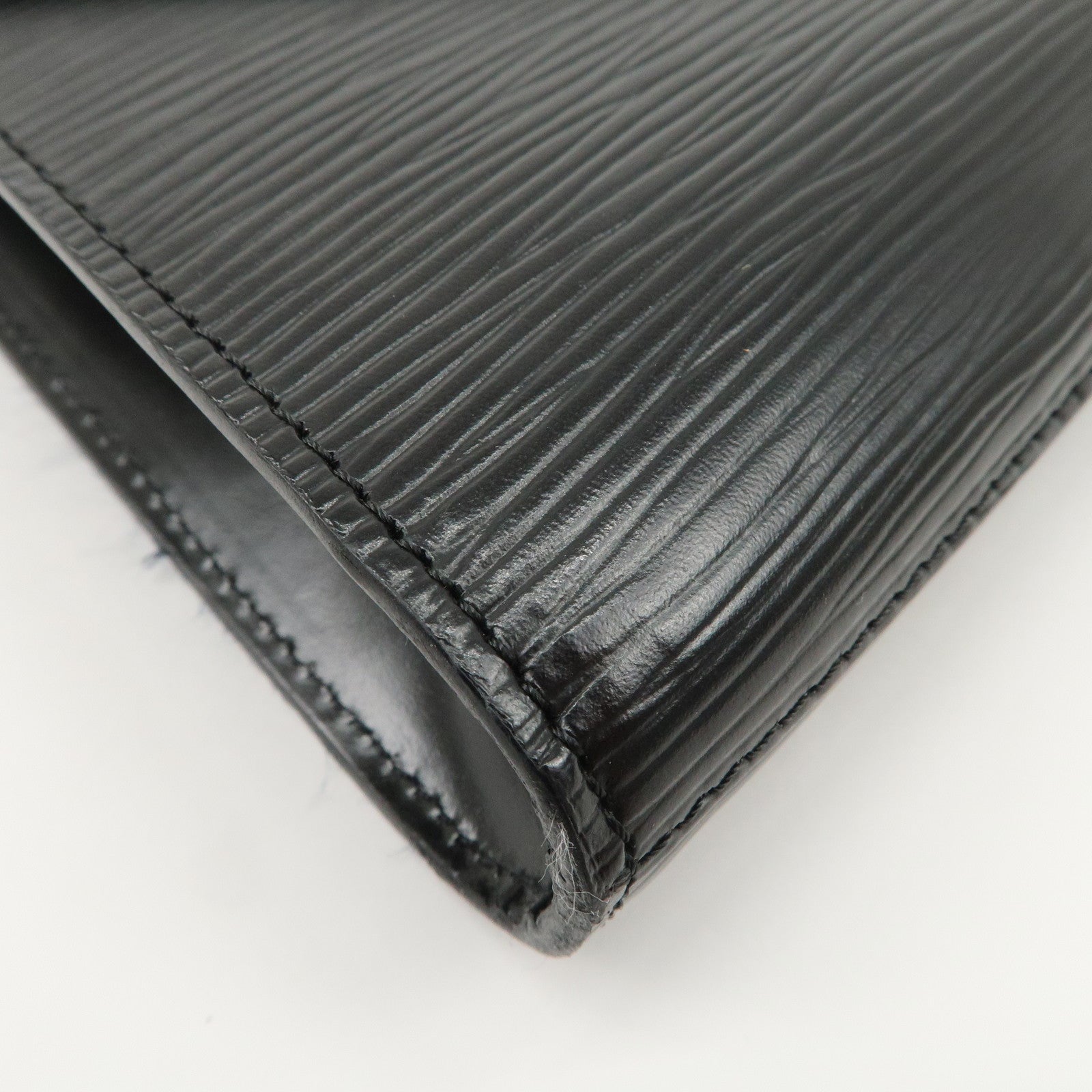 Louis Vuitton Epi Arts Deco Clutch Bag Purse Noir M52632 Used