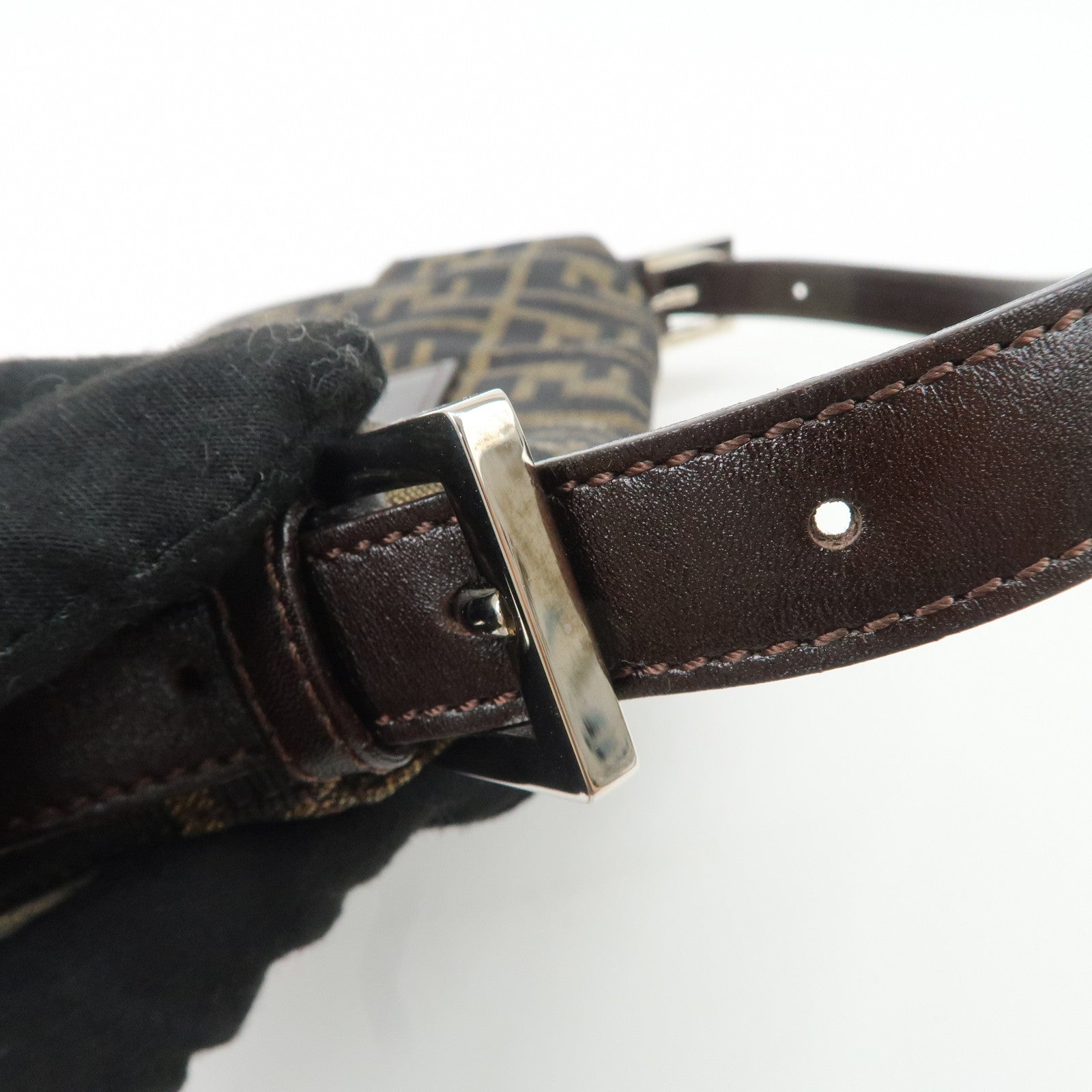 FENDI Mamma Baguette Zucca Canvas Leather Shoulder Bag 26424 Used