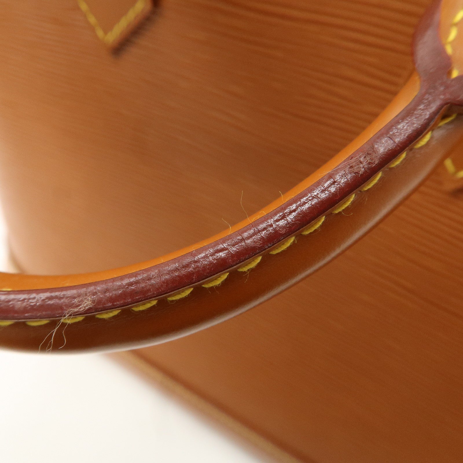 Louis Vuitton Epi Alma Leather Hand Bag Zipang Gold M52148 Used