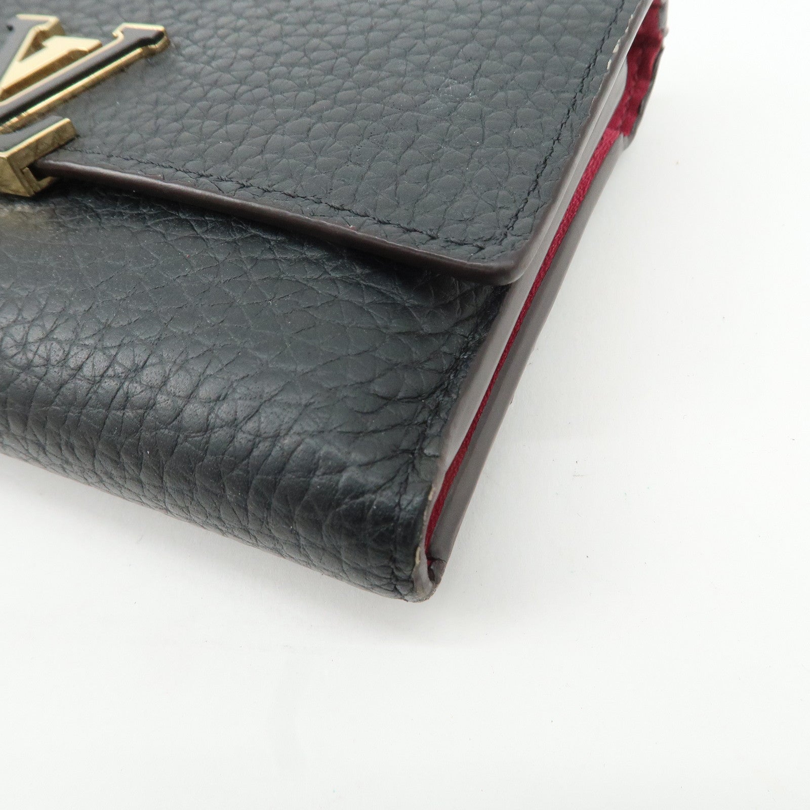 Louis Vuitton Portefeuille Capucines Compact Wallet M62157 Used