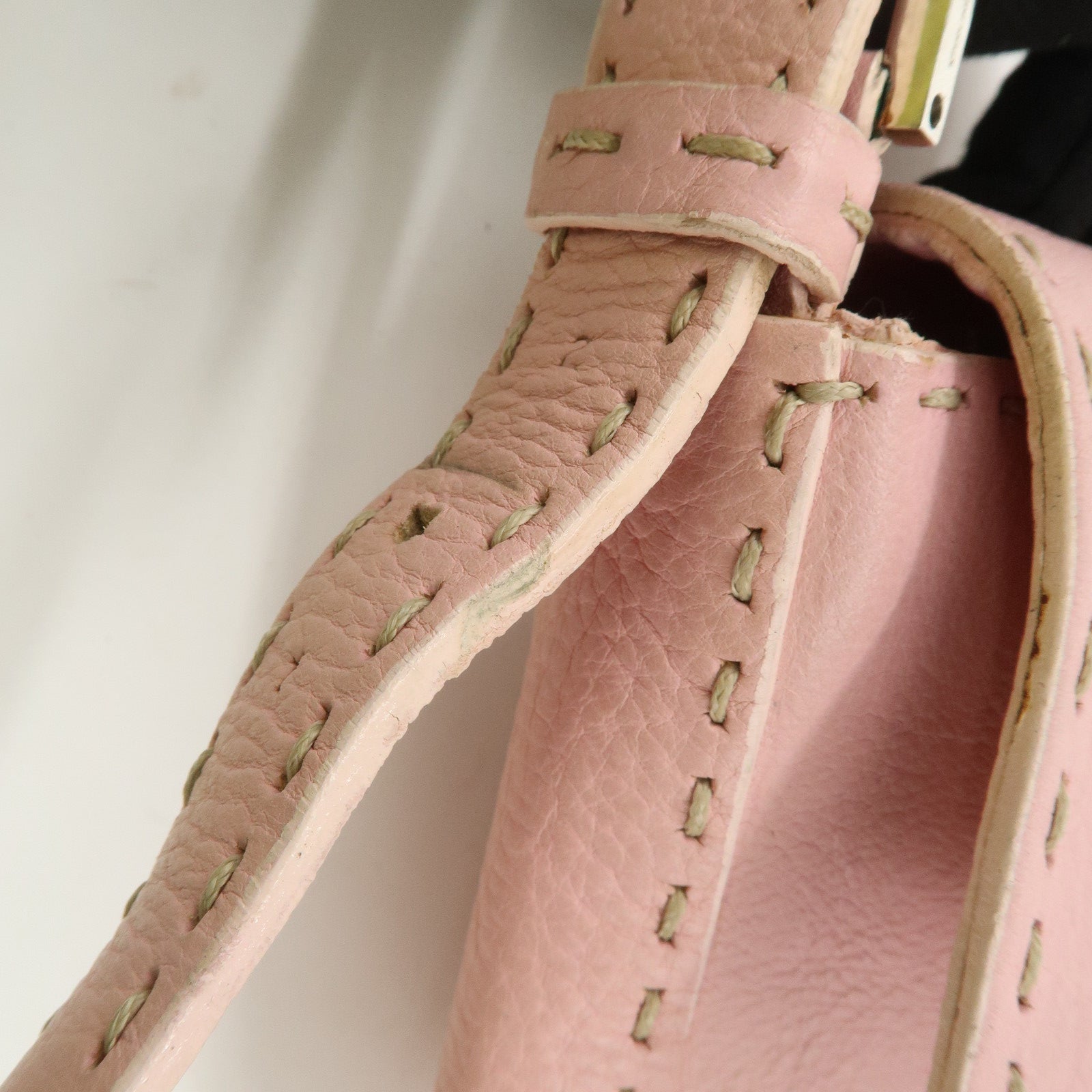 FENDI Selleria Mamma Baguette Leather Shoulder Bag Pink 8BR101 Used