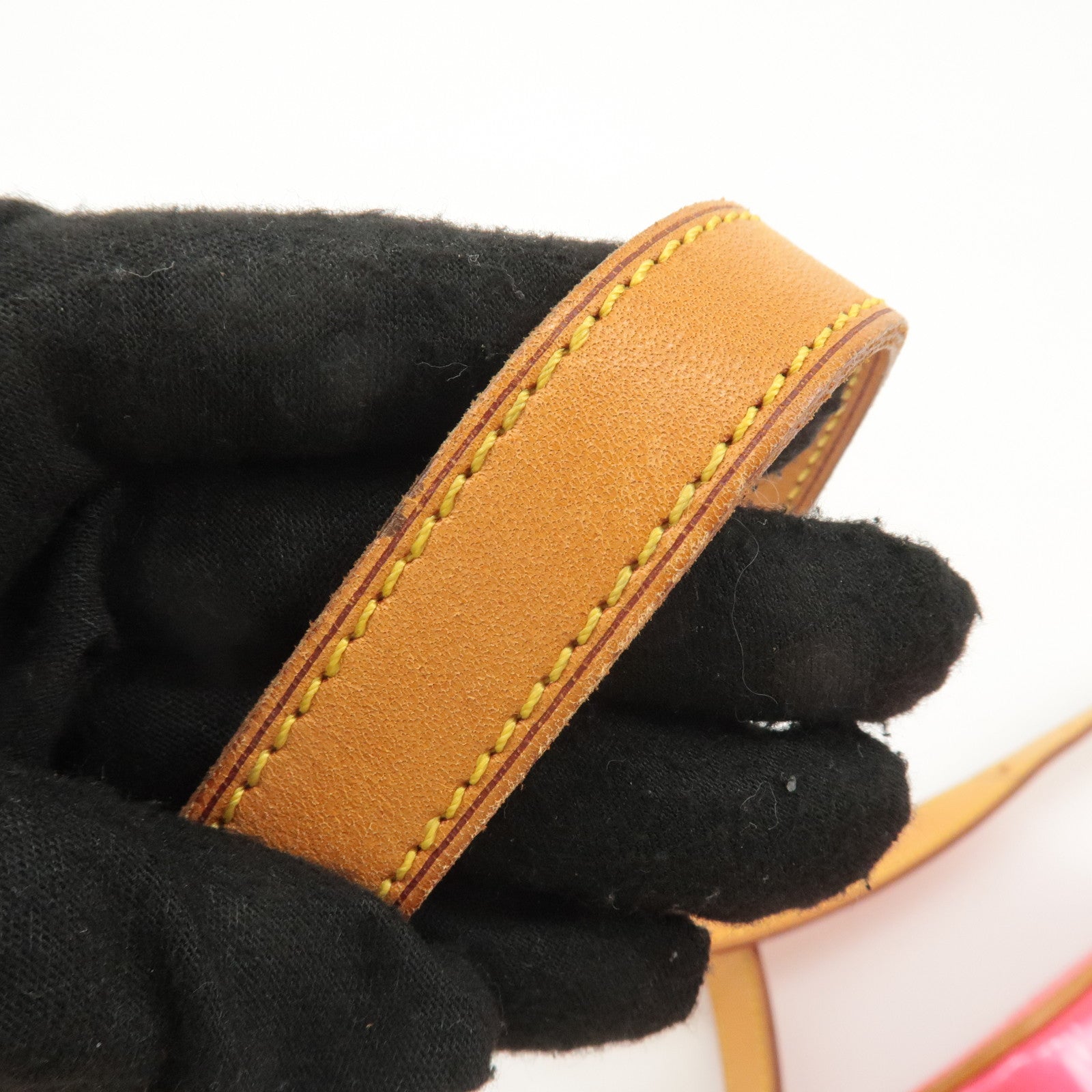 Louis Vuitton Monogram Vernis Sullivan Vertical Fuchsia M91259 Used