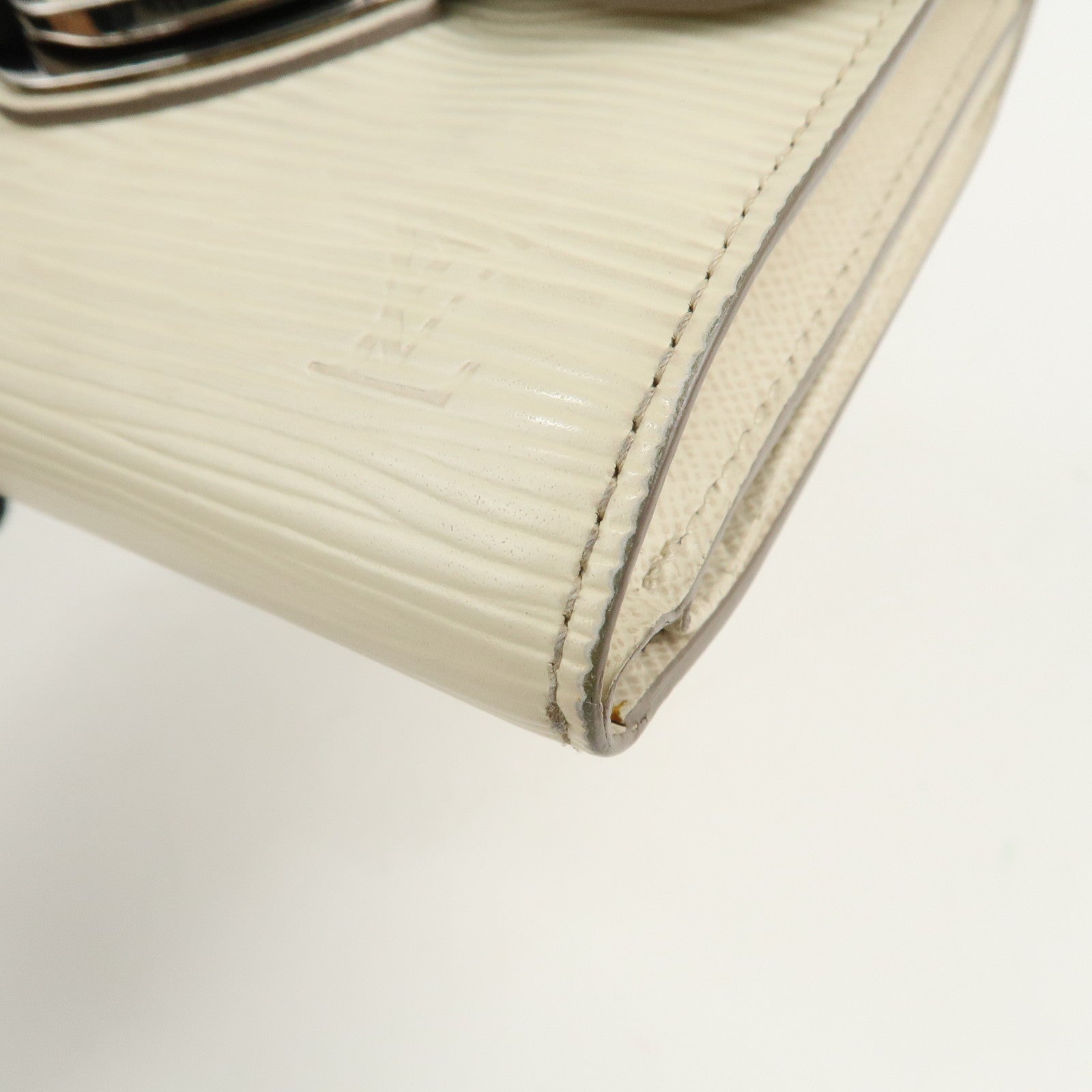 Louis Vuitton Epi Portefeuille Joy Tri-fold Wallet Ivory M6658J Used