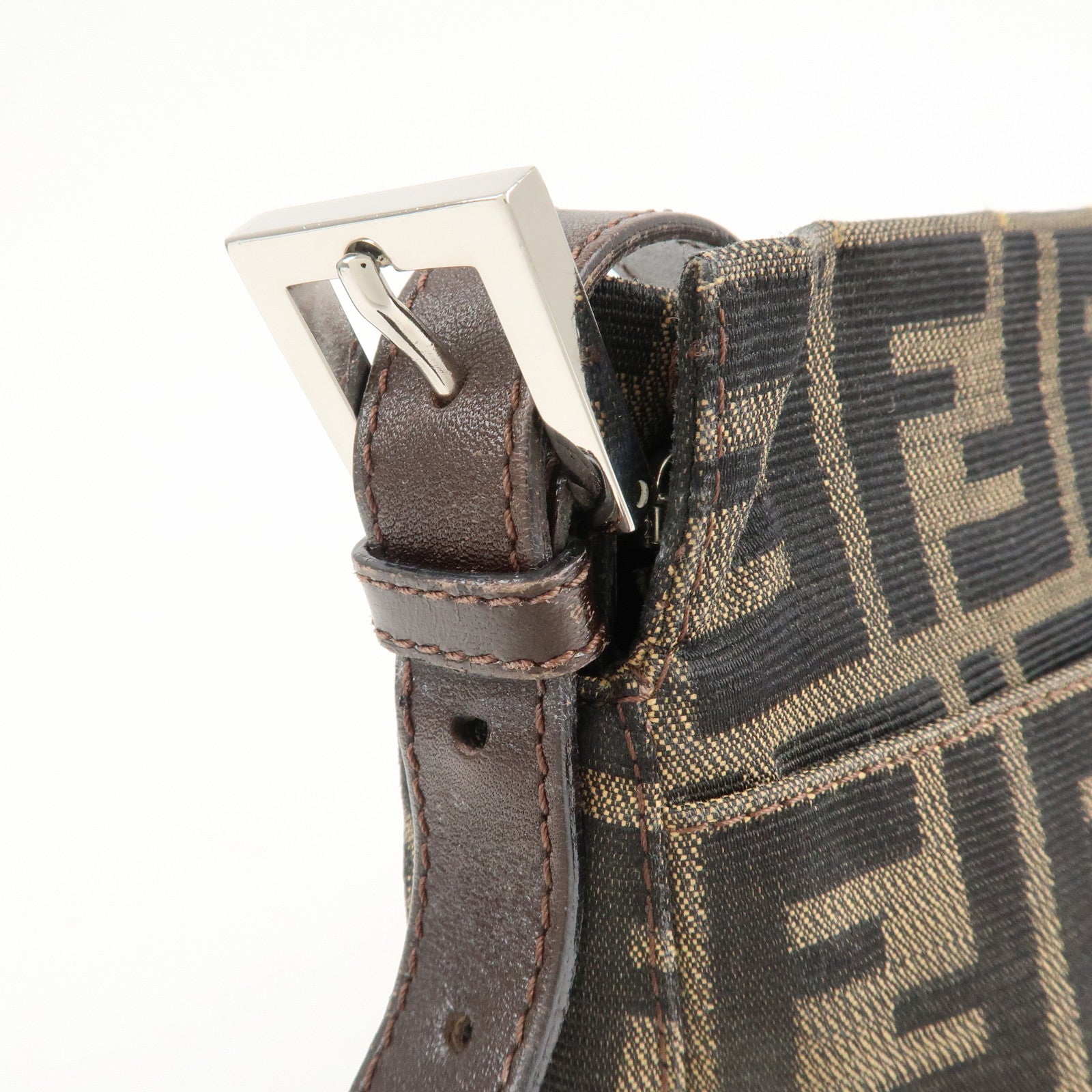 FENDI Zucca Canvas Leather Shoulder Bag Brown Black 26566 Used