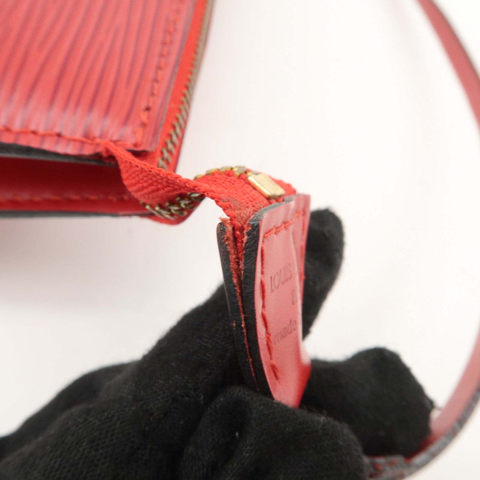 Louis Vuitton Epi Pochette Accessoire Hand Bag Red M40776 Used