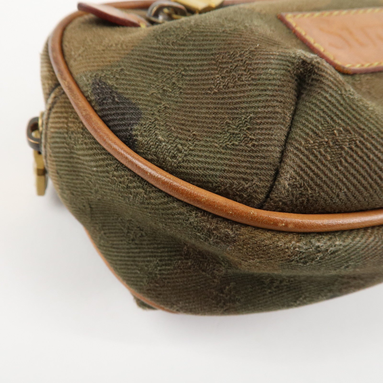 Louis Vuitton Monogram Camouflage SUPREME 2017 Bum Bag PM N44202 Used