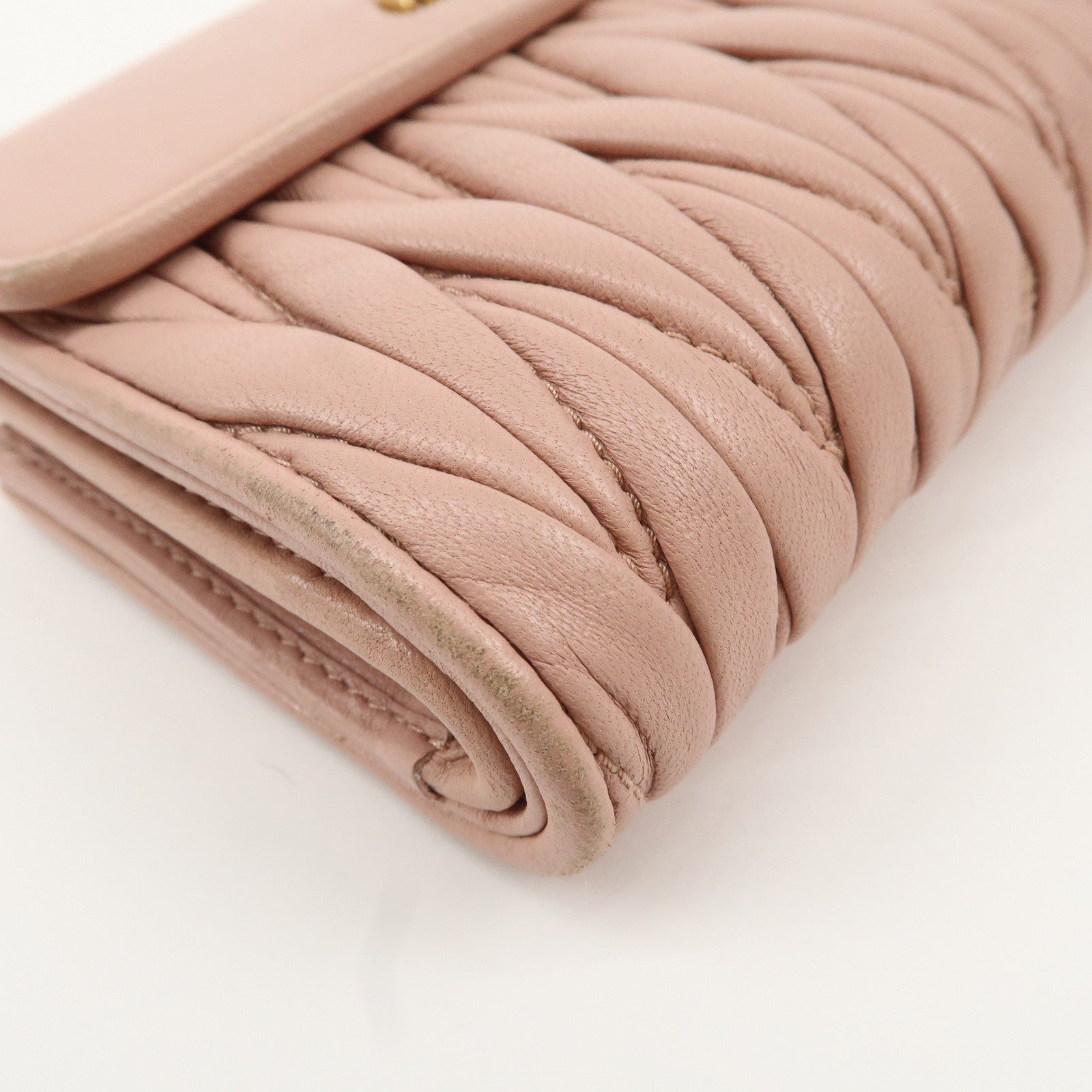 MIU MIU Matelasse Leather Round Zipper Bi-fold Wallet Pink Used