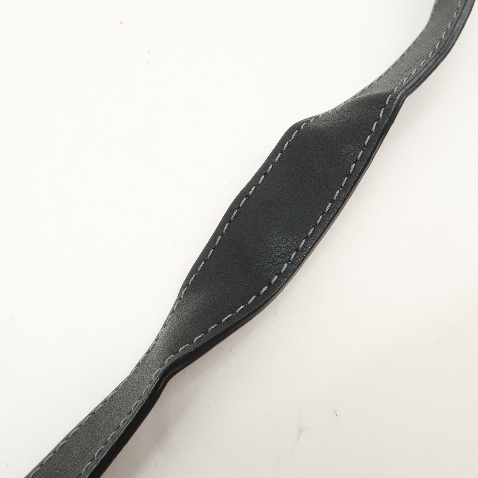 Chloe Leather Eden Tassel Shoulder Bag Black 01-11-62 Used