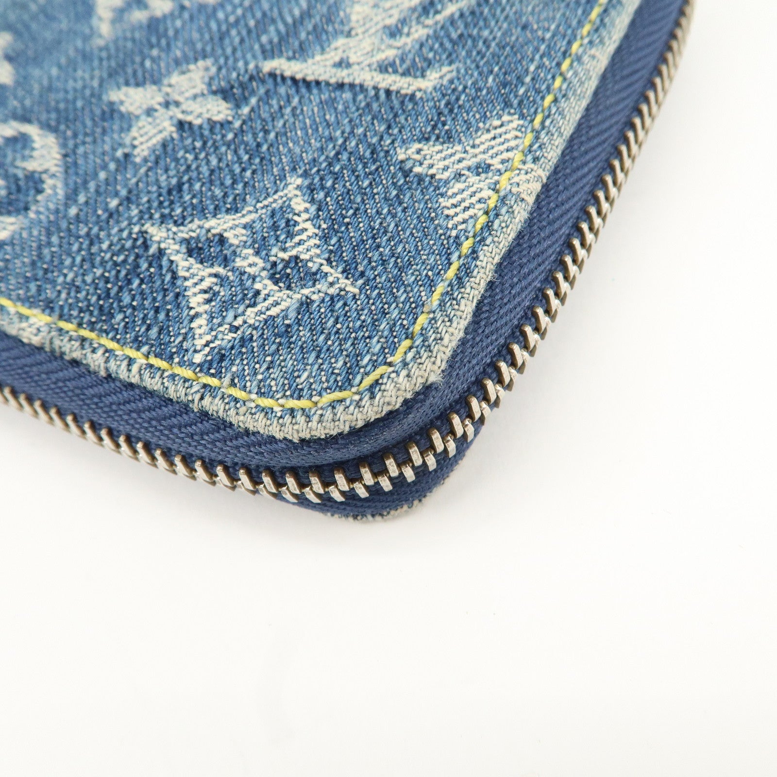 Louis Vuitton Monogram Denim Mini Zippy Wallet M95342 Blue Used