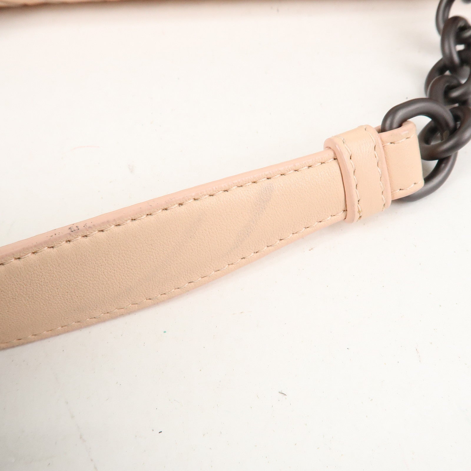 BOTTEGA VENETA Intrecciato Leather Chain Shoulder Bag Pink Beige Used