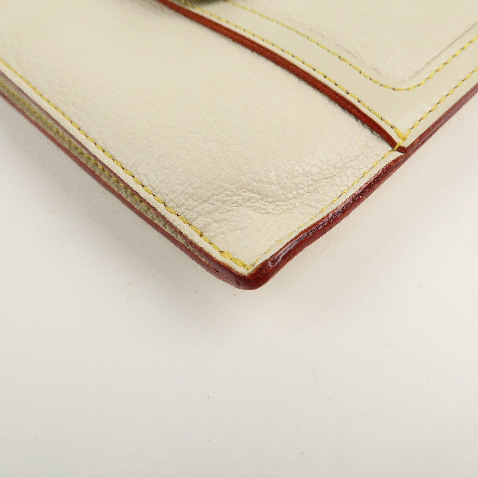 Louis Vuitton Suhari Inséparable Pouch Blanc M91937 Used