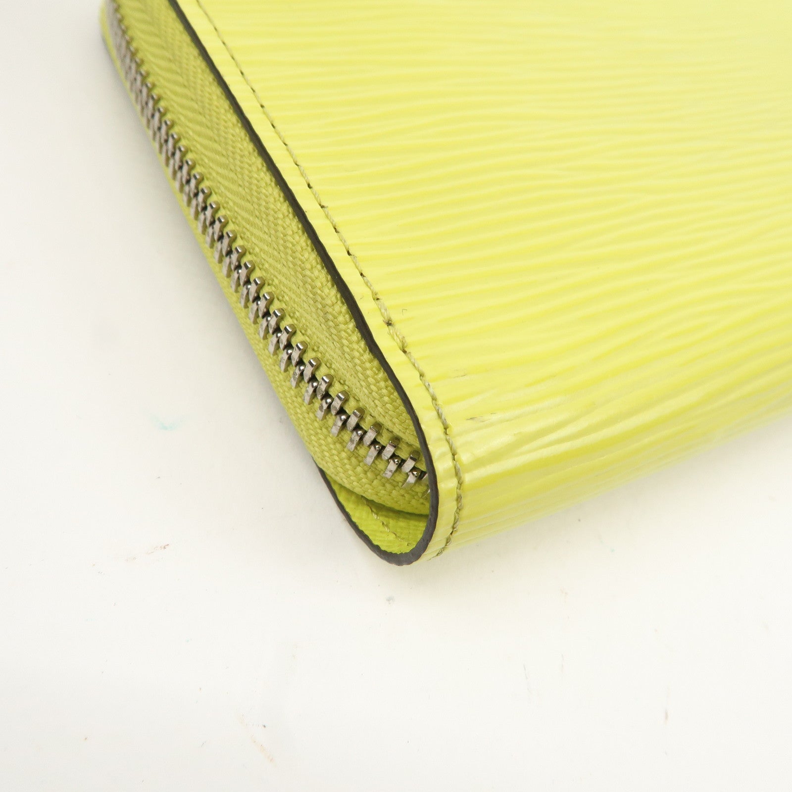 Louis Vuitton Epi Zippy Wallet Long Wallet Pistache M60436 Used