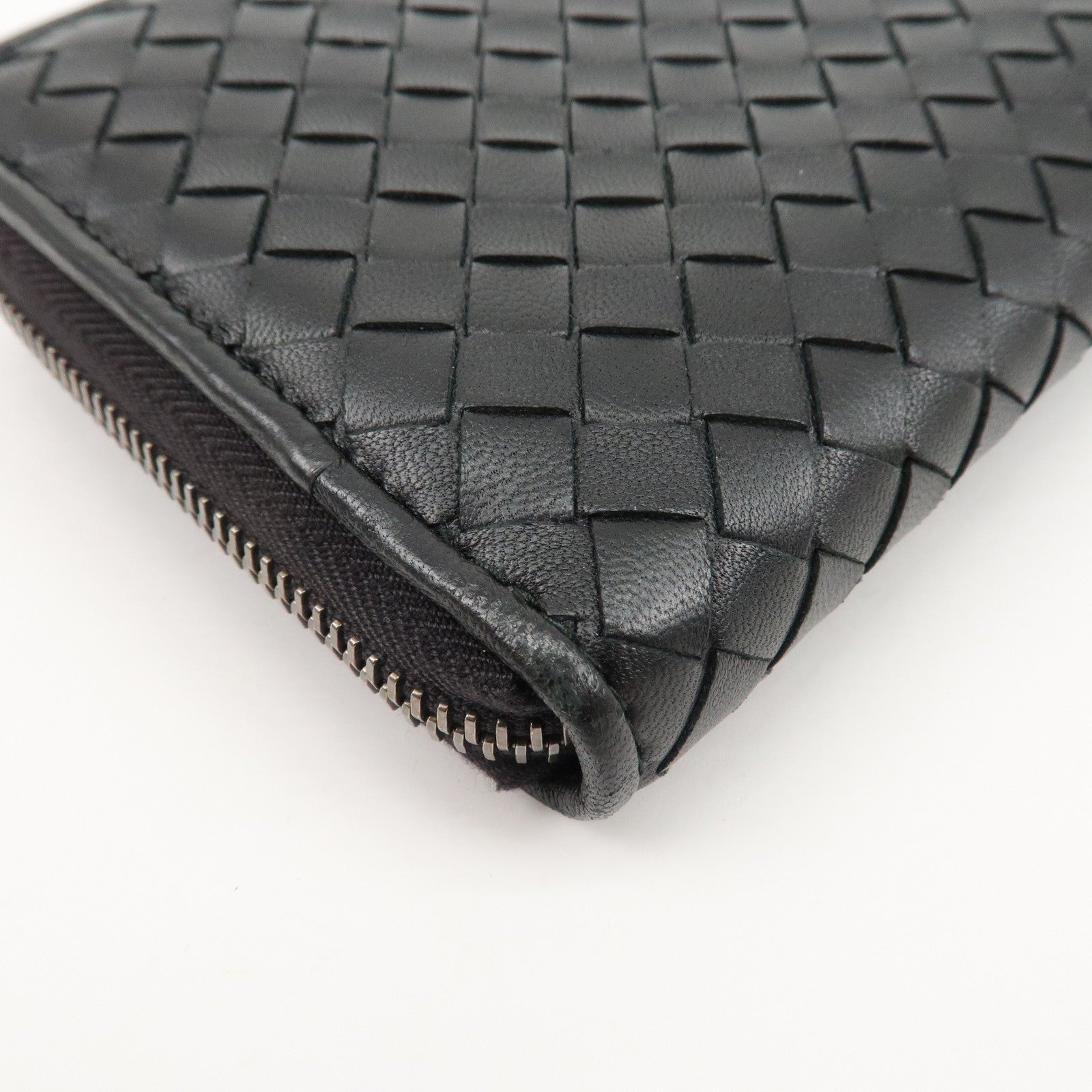 BOTTEGA VENETA Intrecciato Leather Round Zipper Long Wallet 114076 Used