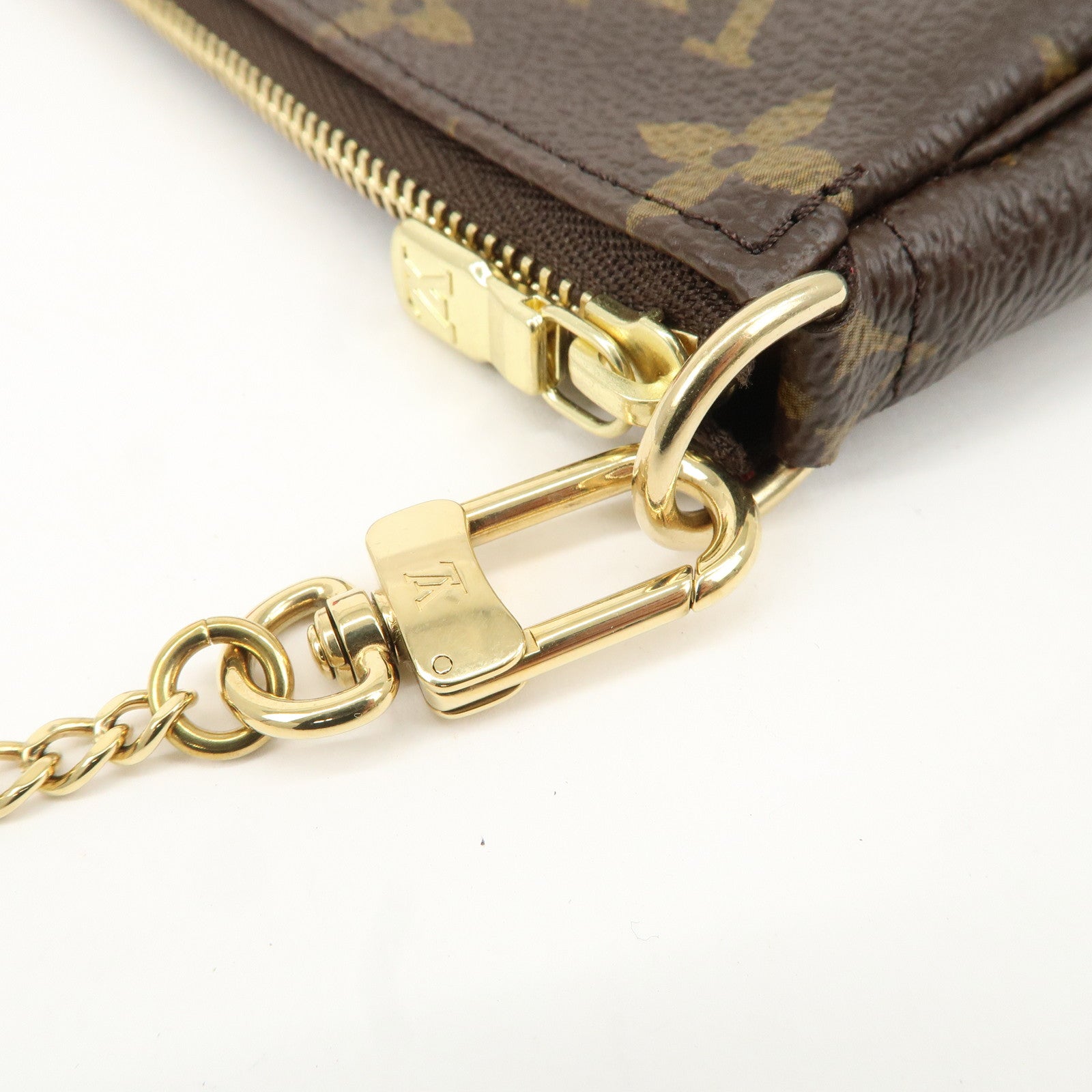 Louis Vuitton Monogram Mini Pochette Accessoires Vivienne M69056 Used