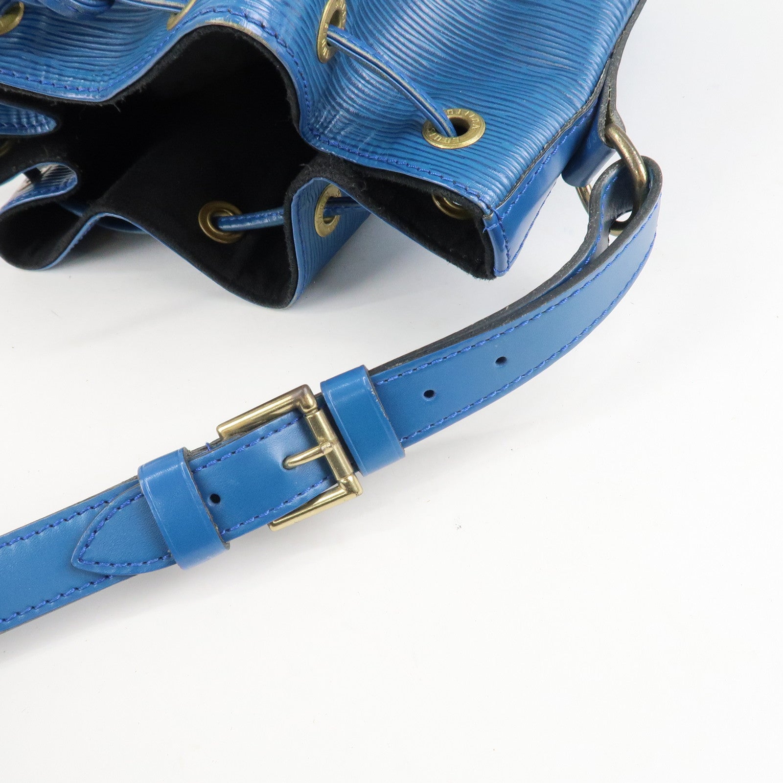 Louis Vuitton Epi Petit Noe Shoulder Bag Toledo Blue M44105 Used