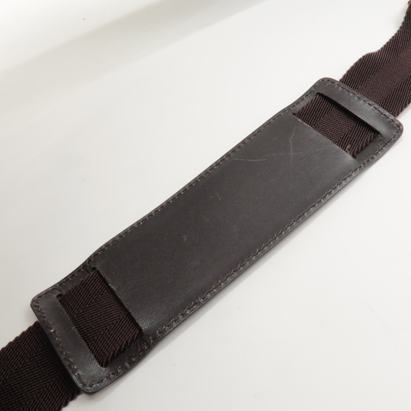 GUCCI GG Supreme Leather Crossbody Bag Beige Brown 211110 Used