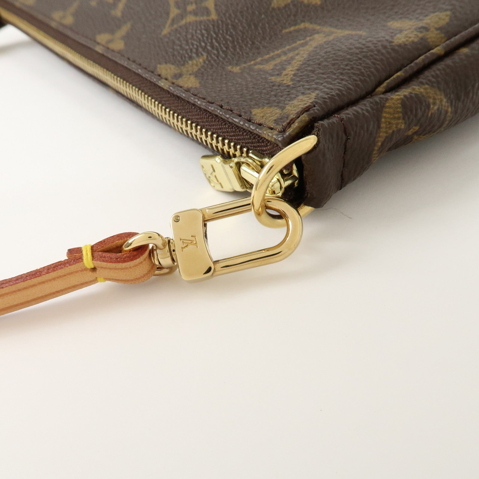 Louis Vuitton Monogram Pochette Accessoires Pouch M51980 Used