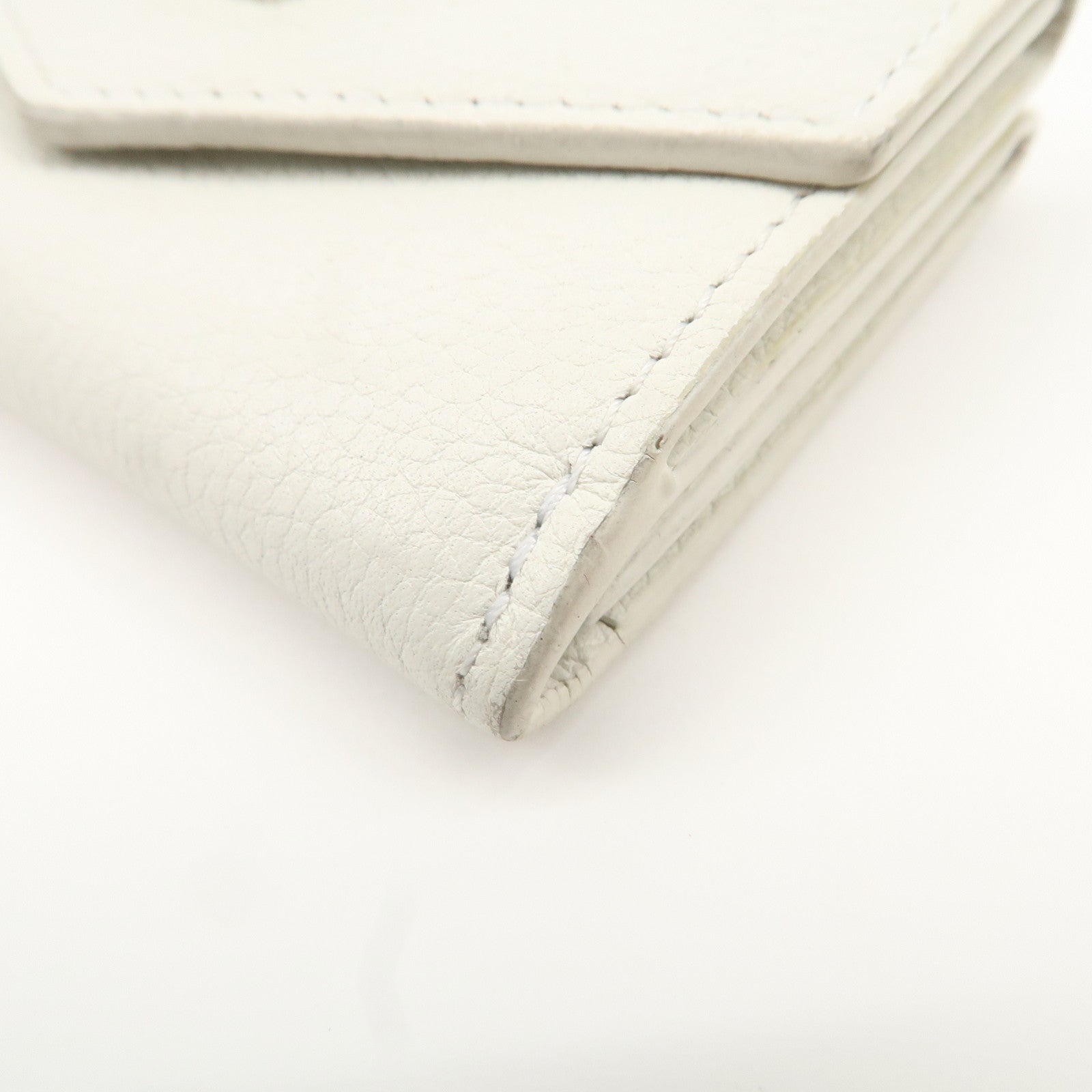 Louis Vuitton Portefeuille Lock Mini Wallet White M68482 Used
