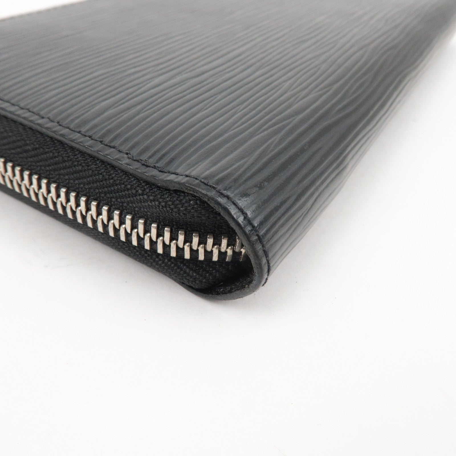 Louis Vuitton Epi Zippy Wallet Zip Around Wallet Noir M61857 Used
