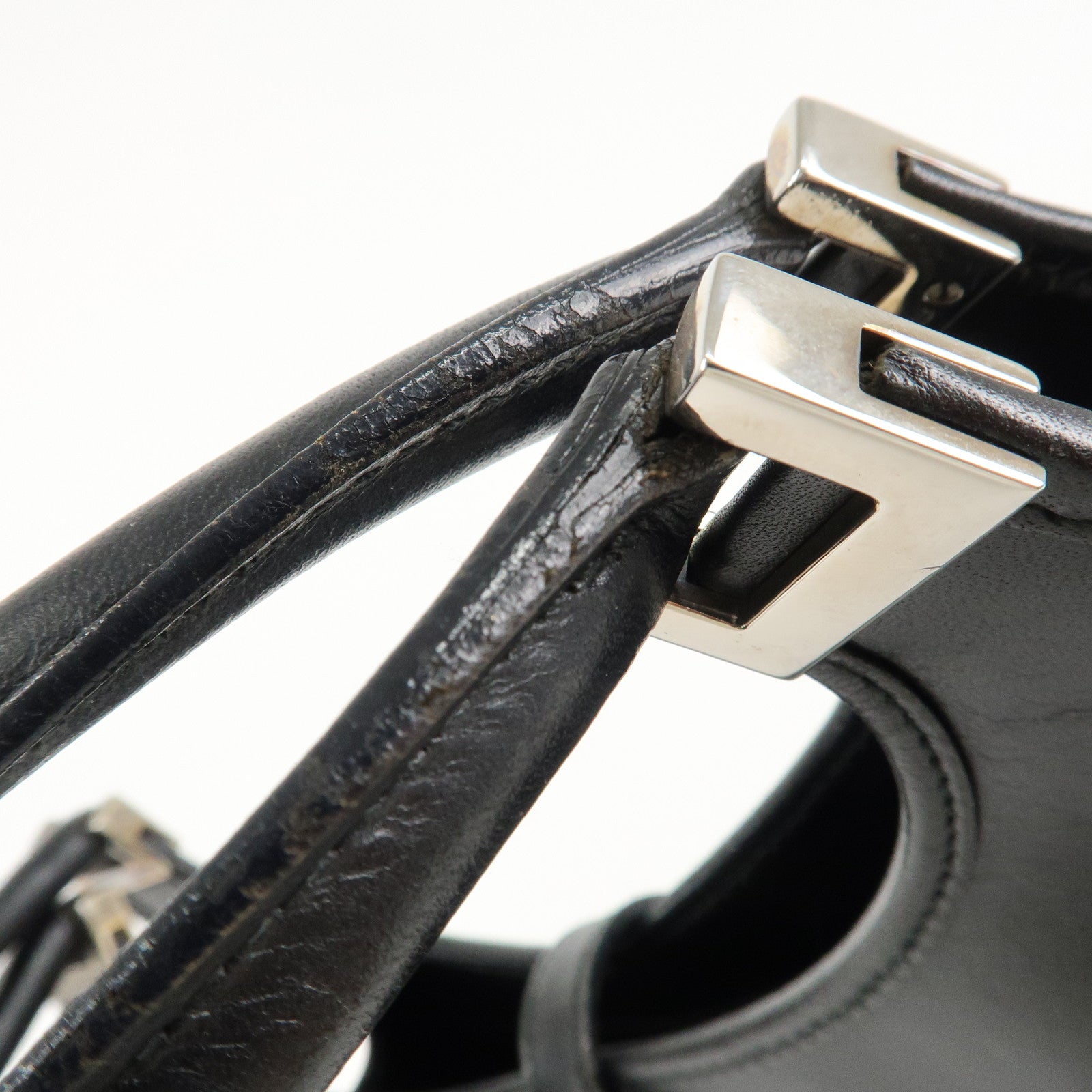 GUCCI Jackie Leather Shoulder Bag Black 002.1068 Used