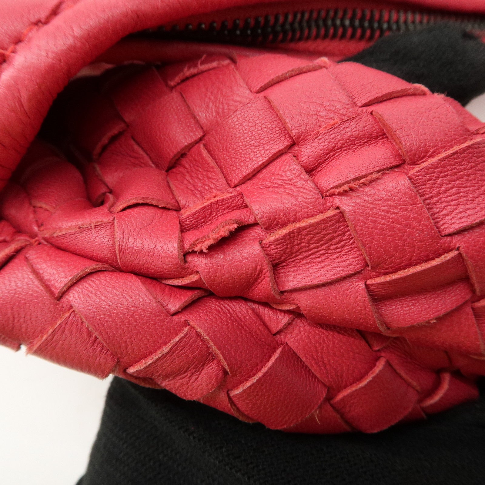 BOTTEGA VENETA Intrecciato Leather Shoulder Bag Red 115654 Used