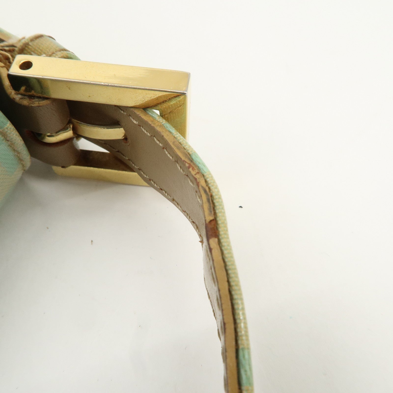 FENDI Zucchino Patent Leather Shoulder bag Beige Light Green Used