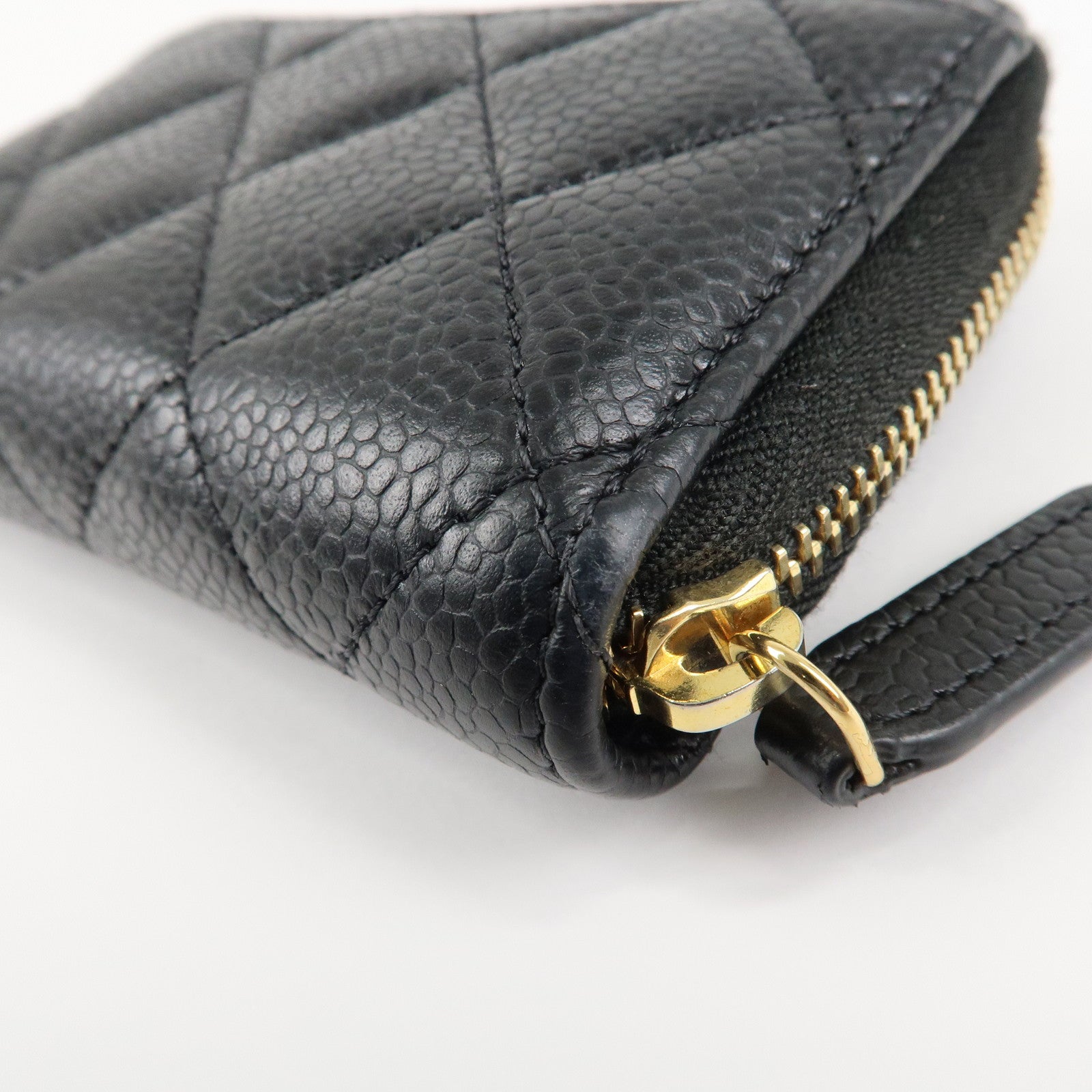 CHANEL Matelasse Caviar Skin Zipper Around Coin Case Black AP0216 Used