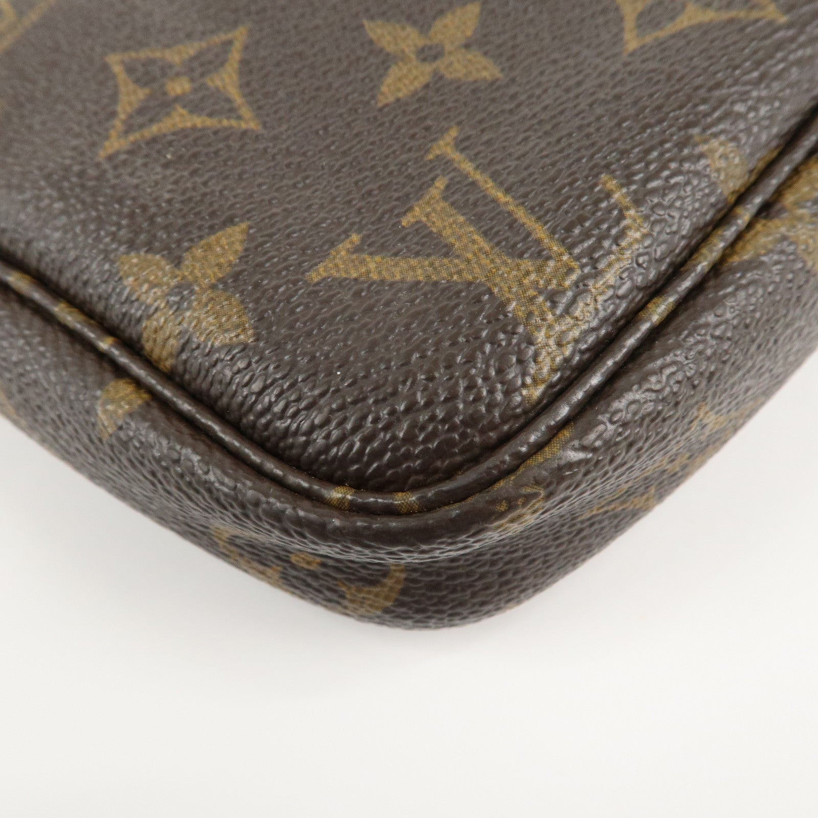 Louis Vuitton Monogram Pochette Accessoires Pouch M51980 Used