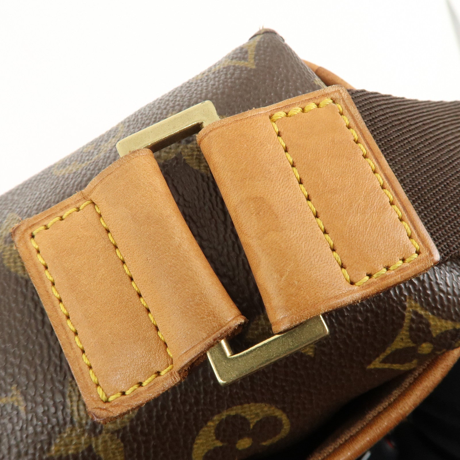 Louis Vuitton Monogram Abbesses Messenger Bag Hand Bag M45257 Used