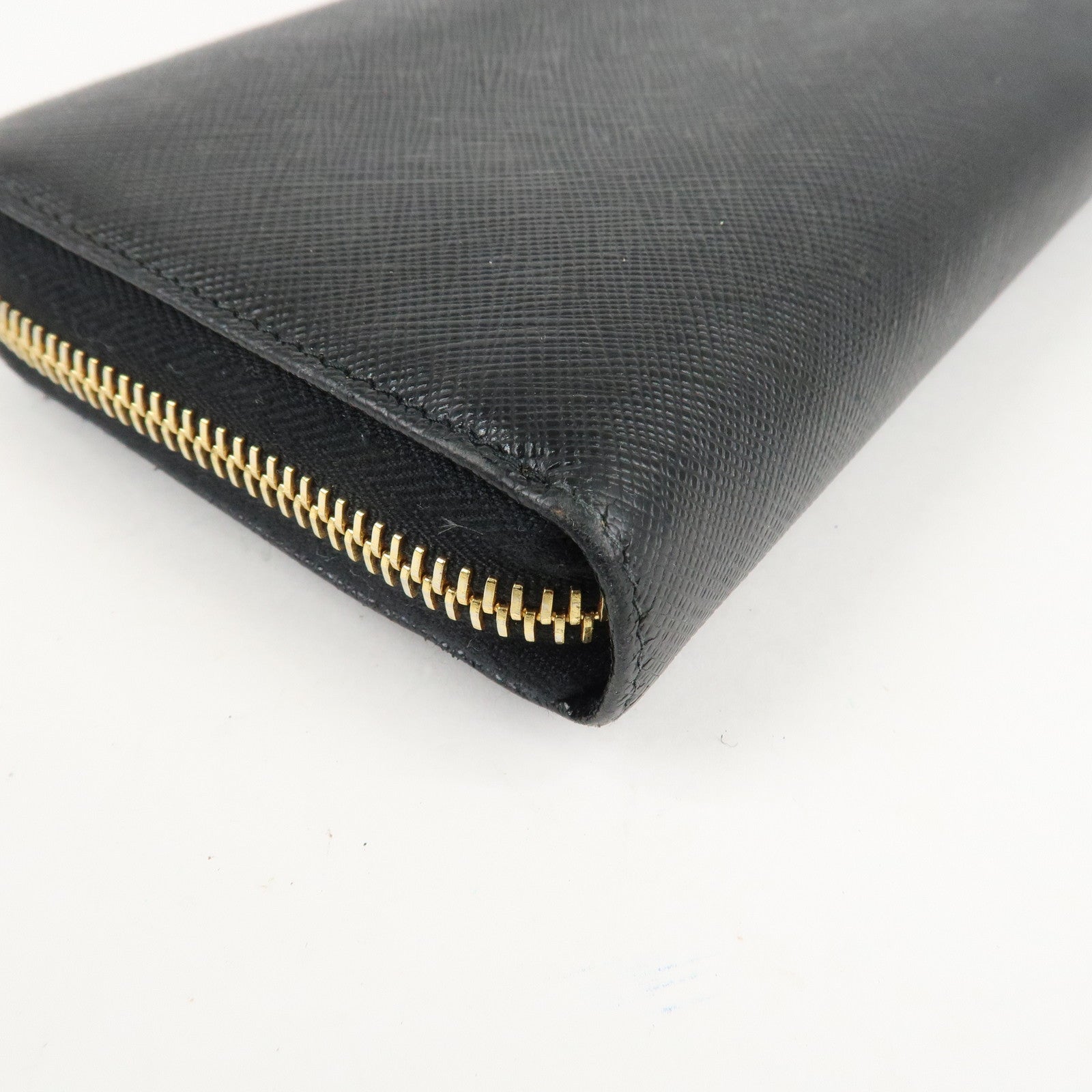 PRADA Saffiano Leather Round Zipper Long Wallet Black 1M0506 Used