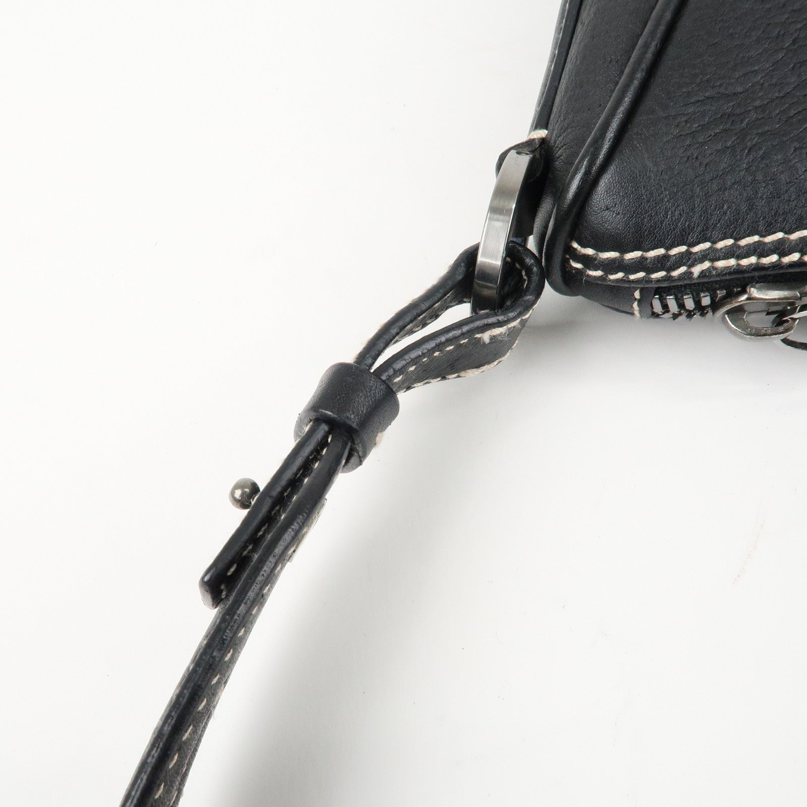 Salvatore Ferragamo Gancini Leather Shoulder Bag AF-21 3754 Used