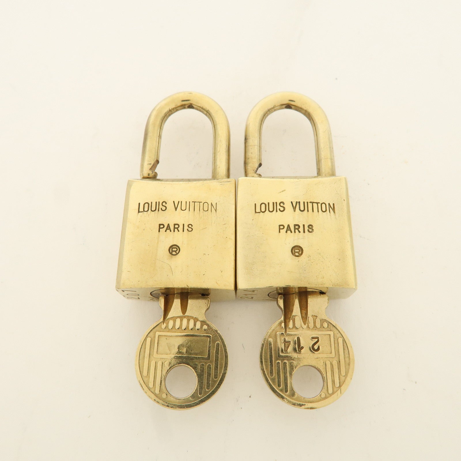 Louis Vuitton Set of 10 Lock & Key Cadena Key Lock Used