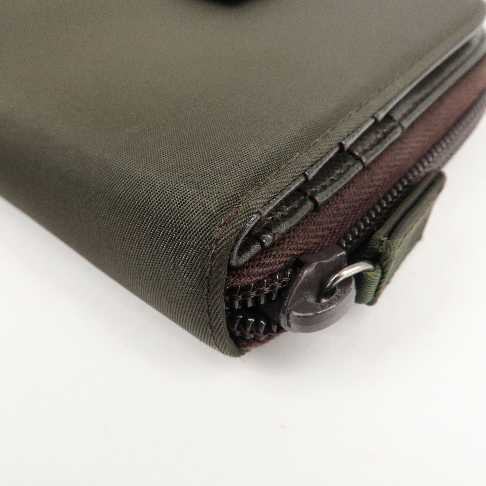 PRADA Logo Leather Bi-Fold Wallet Small Wallet Khaki Used