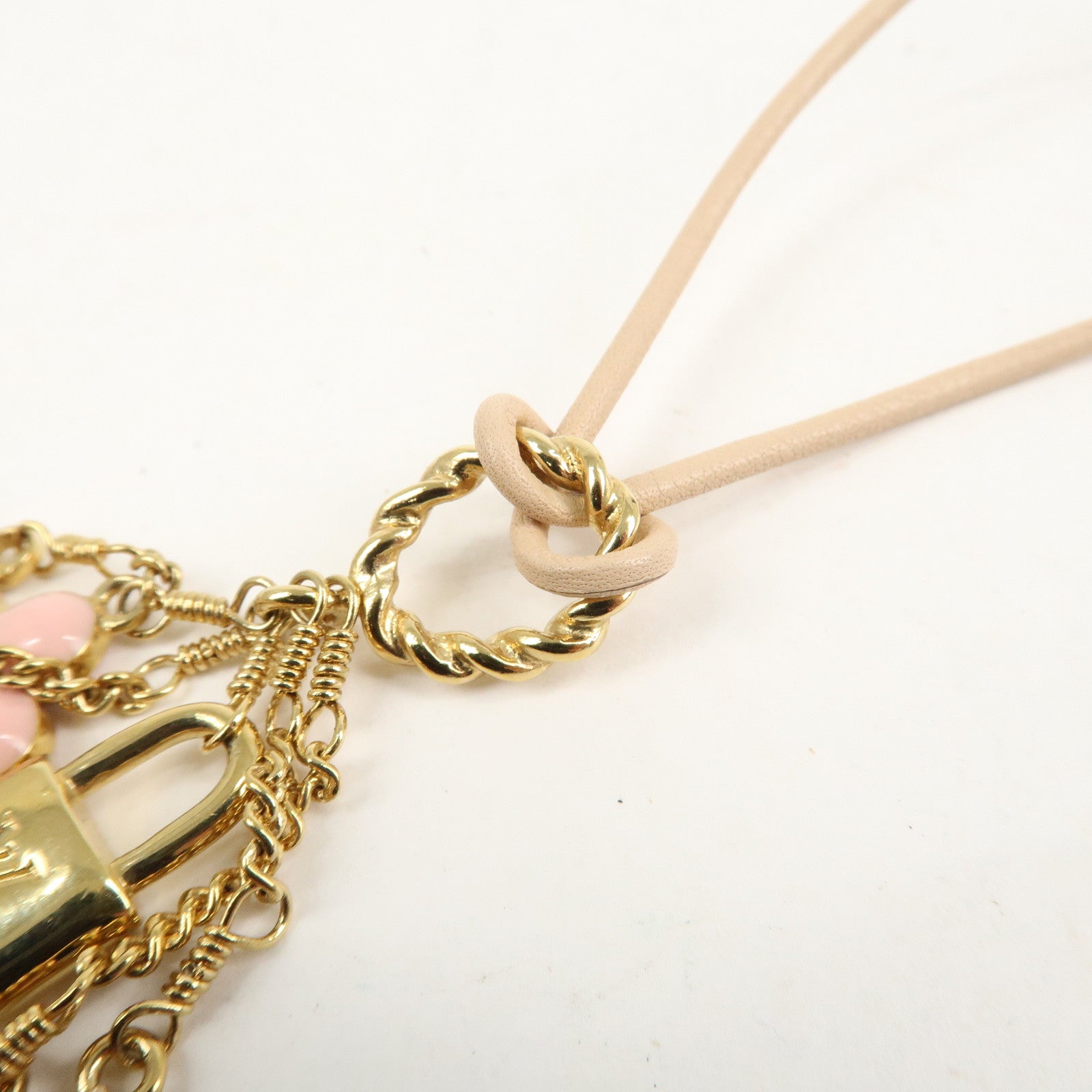 Louis Vuitton Monogram Pandantiff Sweet Pink Beige M65753 Used
