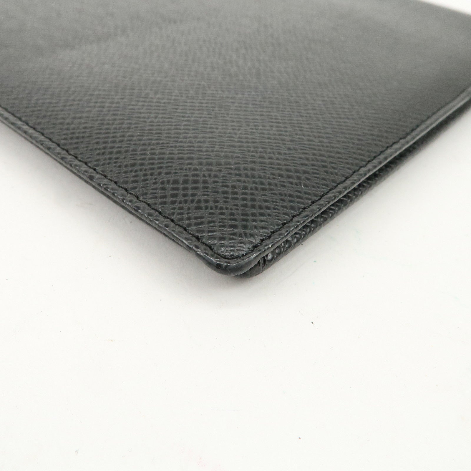 Louis Vuitton Taiga Agenda Bureau Planner Cover Ardoise R20409 Used