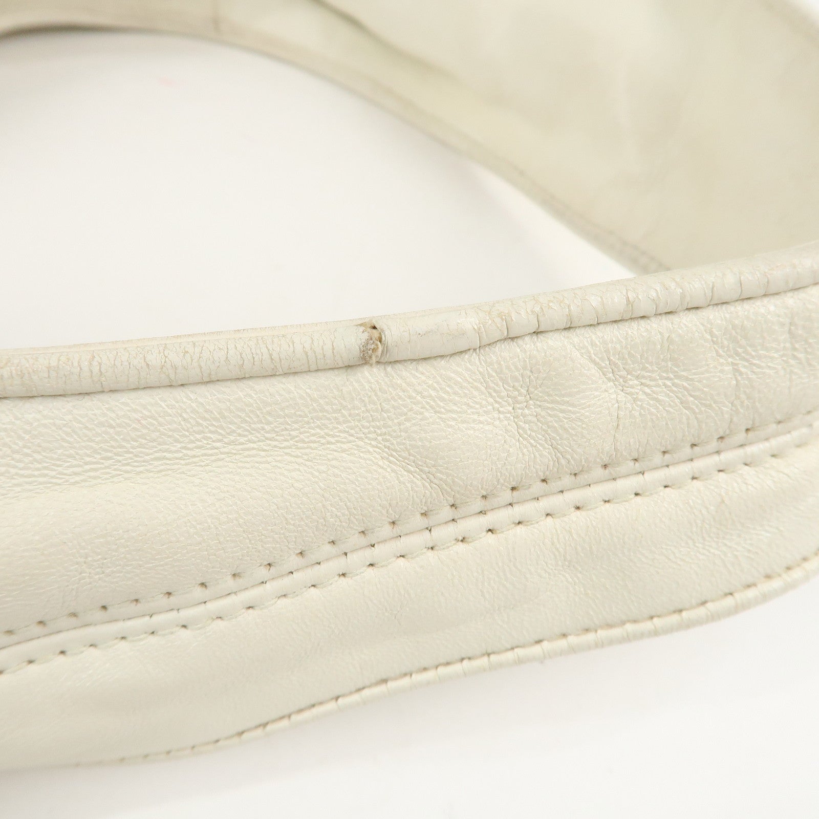BOTTEGA VENETA Intrecciato Leather Shoulder Bag White 145552 Used