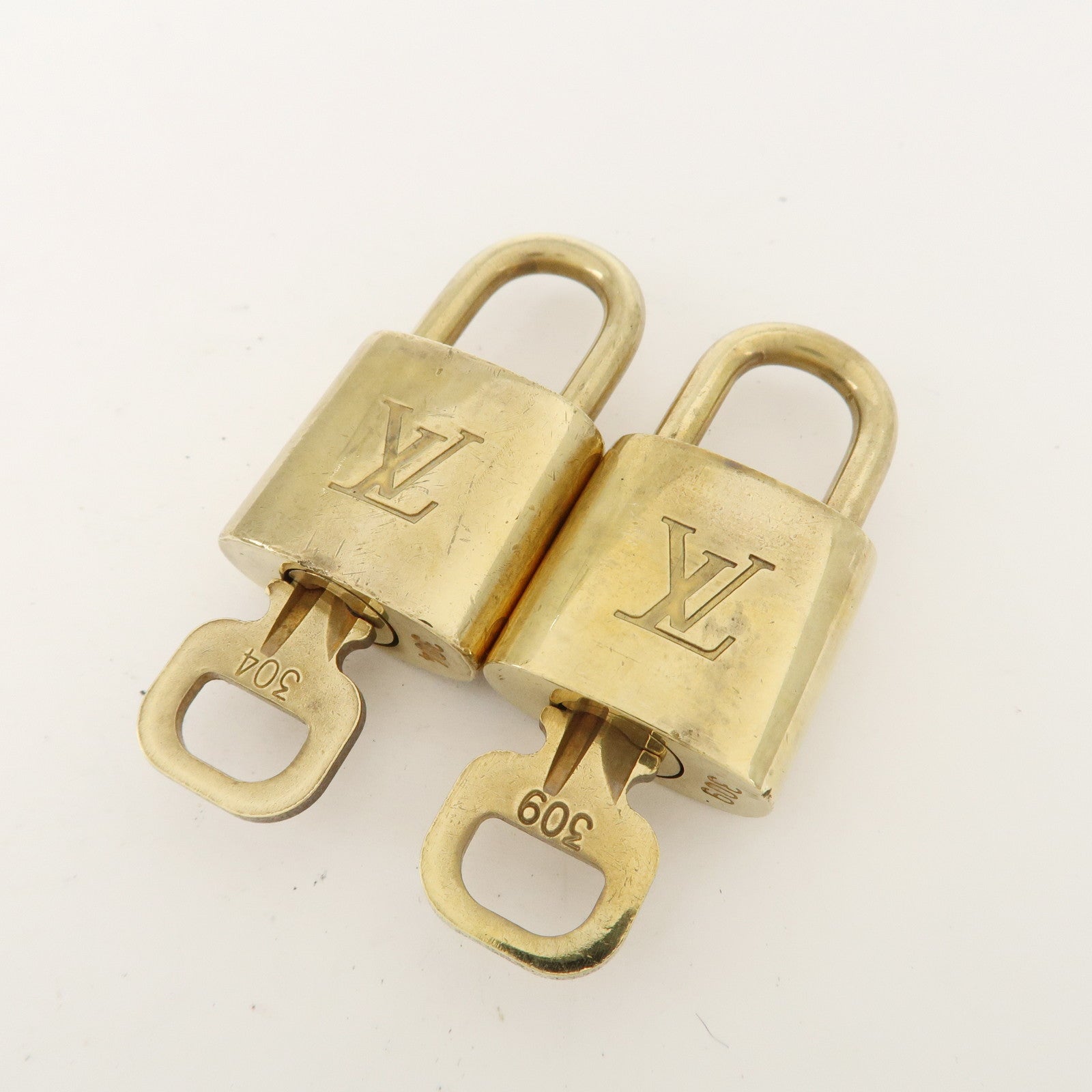 Louis Vuitton Set of 10 Lock & Key Cadena Key Lock Metal Gold Used