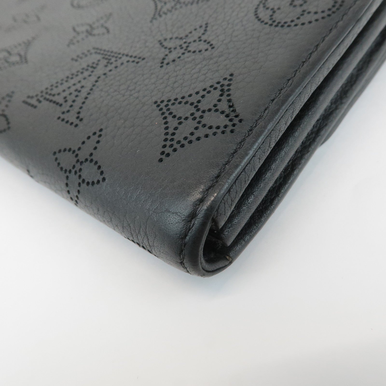 Louis Vuitton Monogram Mahina Portefeuille Iris Wallet M60143 Used