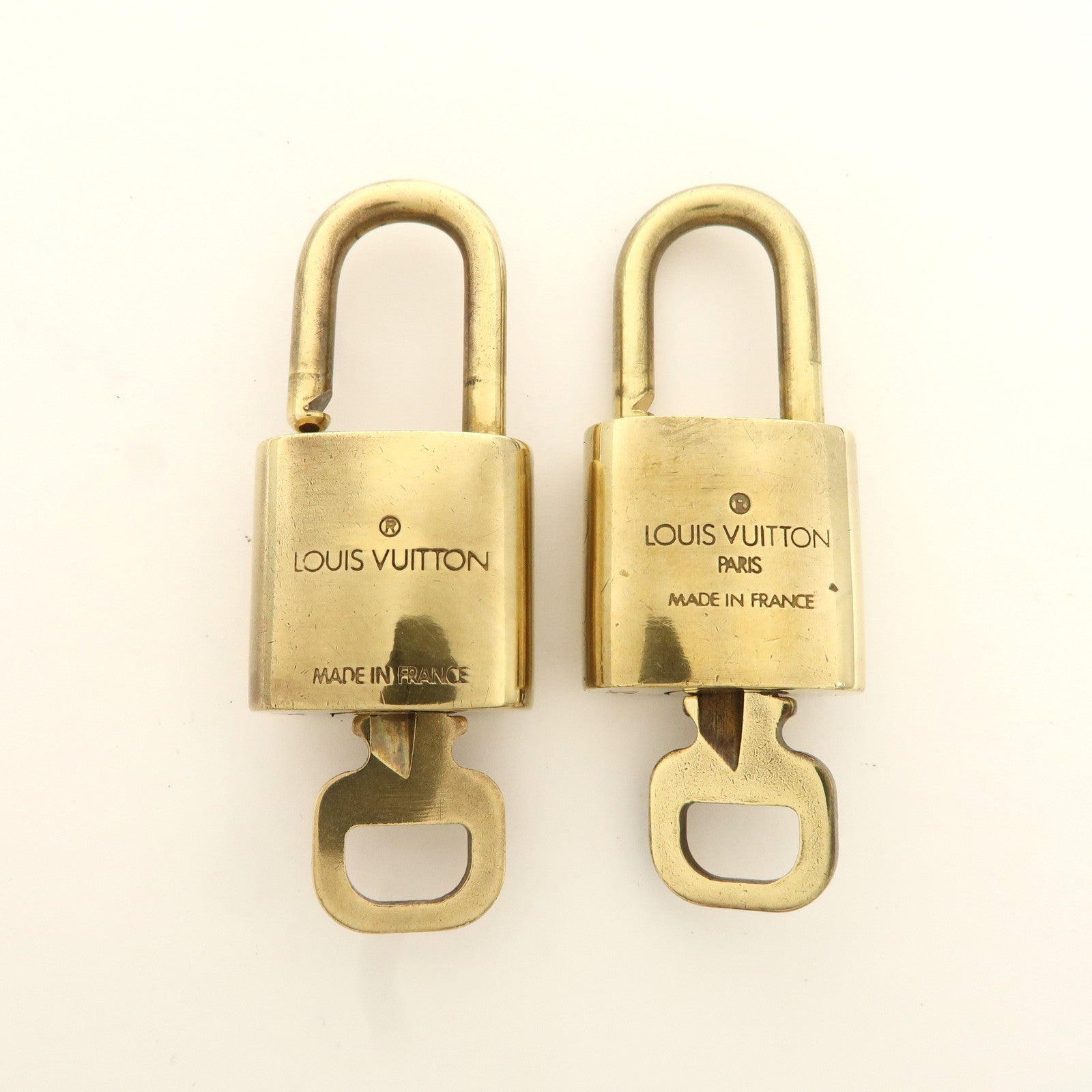 Louis Vuitton Set of 10 Lock & Key Cadena Key Lock Used