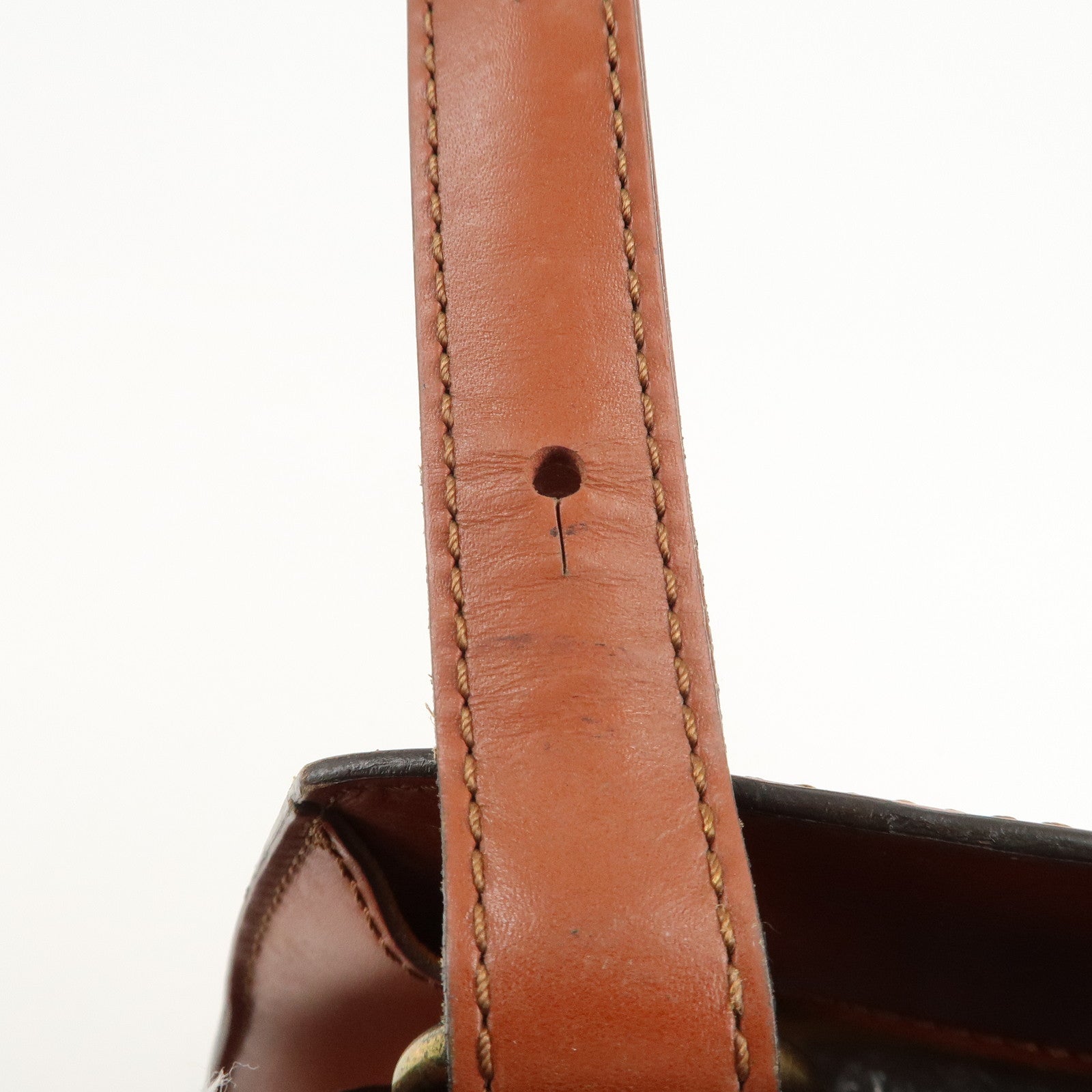 Louis Vuitton Epi Cluny Shoulder Bag Kenya Brown M52253 Used