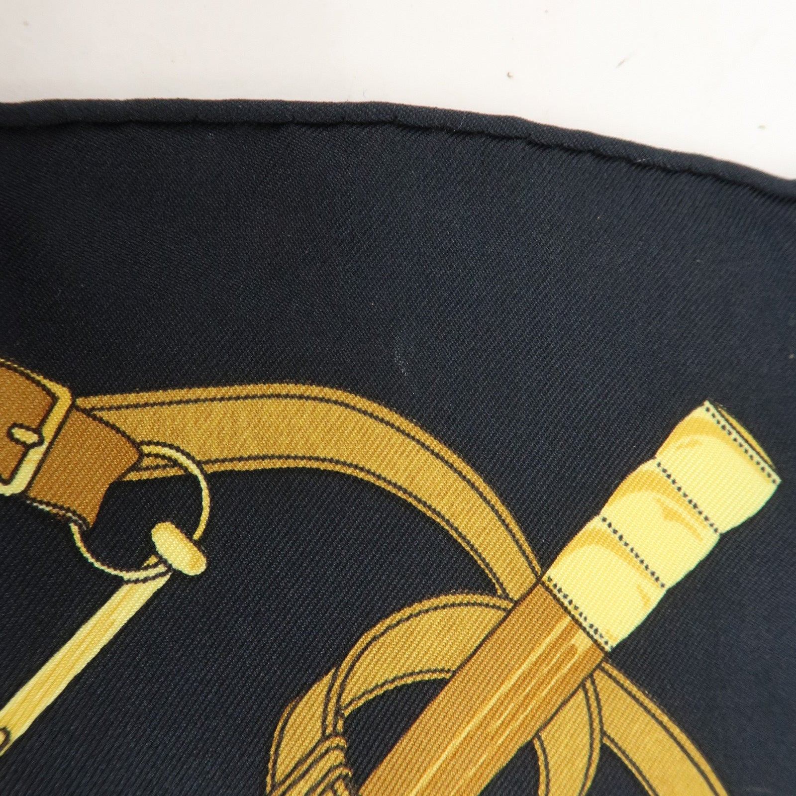 HERMES Silk 100% Carre 40 Scarf Pellier Navy Gold Used
